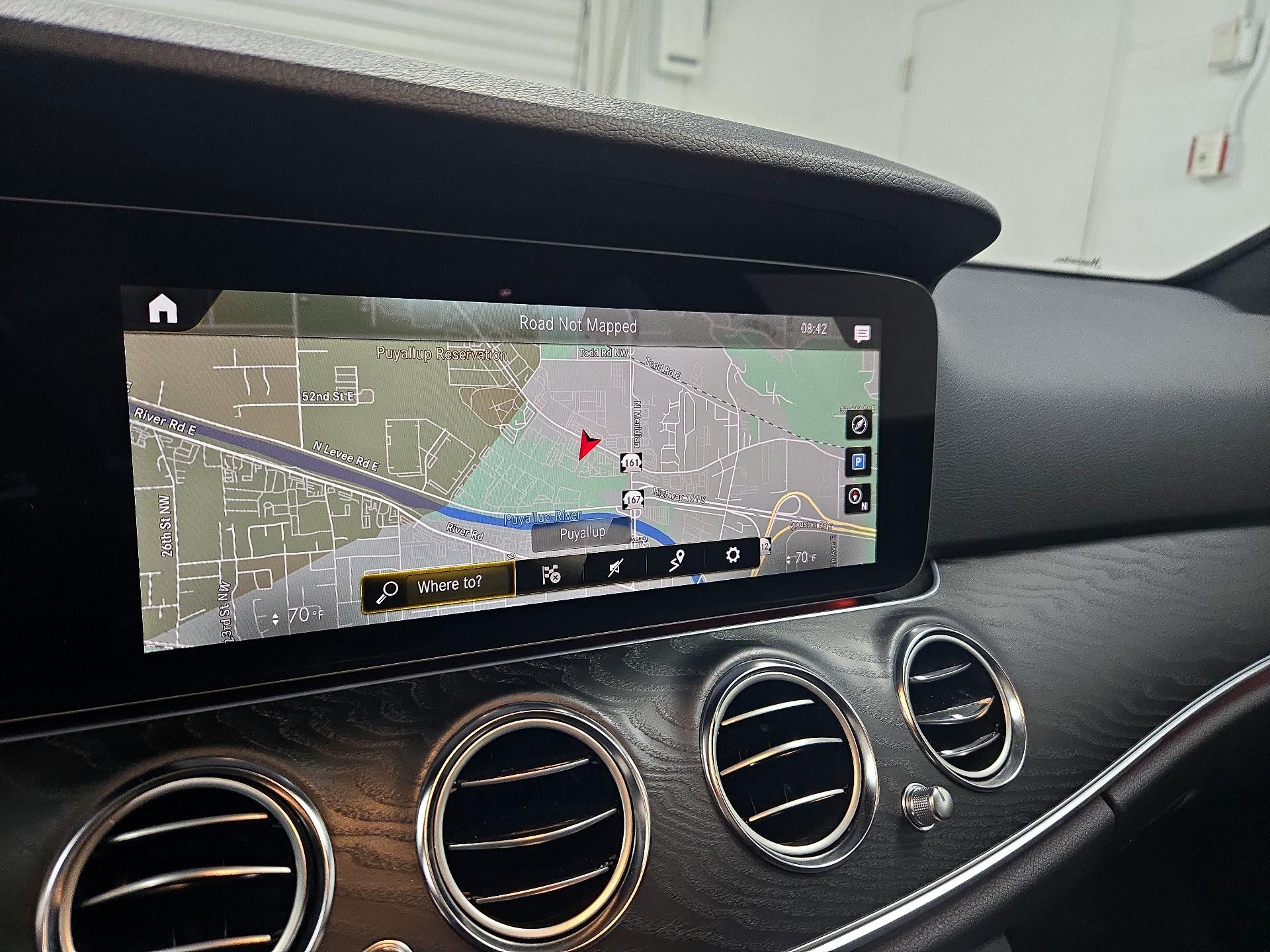 Thumbnail: 2023 Mercedes-Benz E-Class - 14