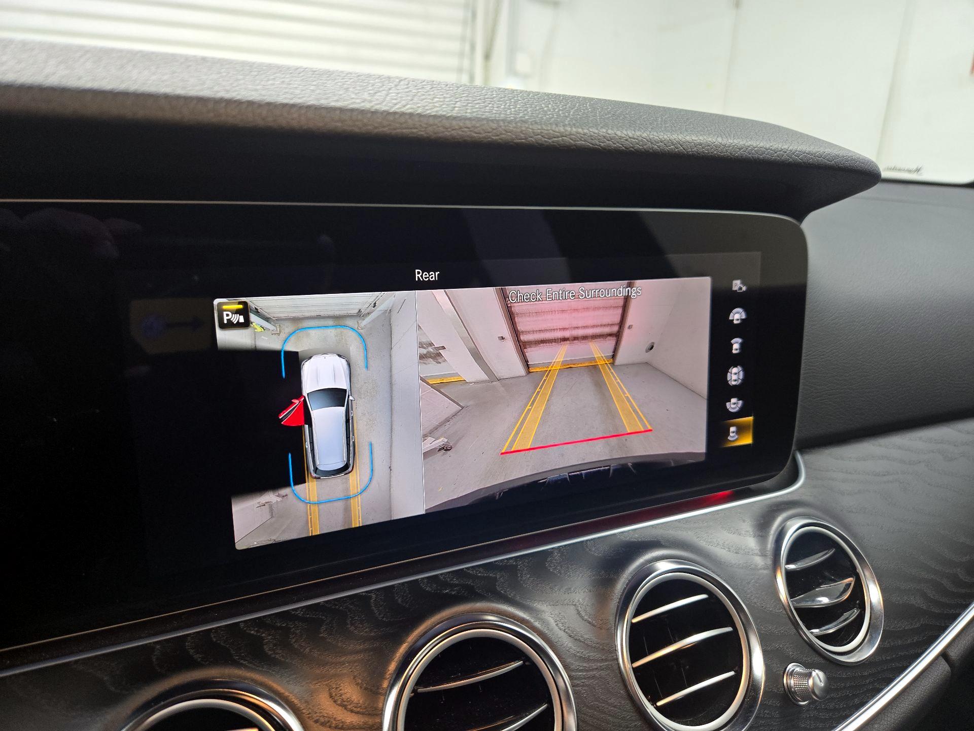 Thumbnail: 2023 Mercedes-Benz E-Class - 15