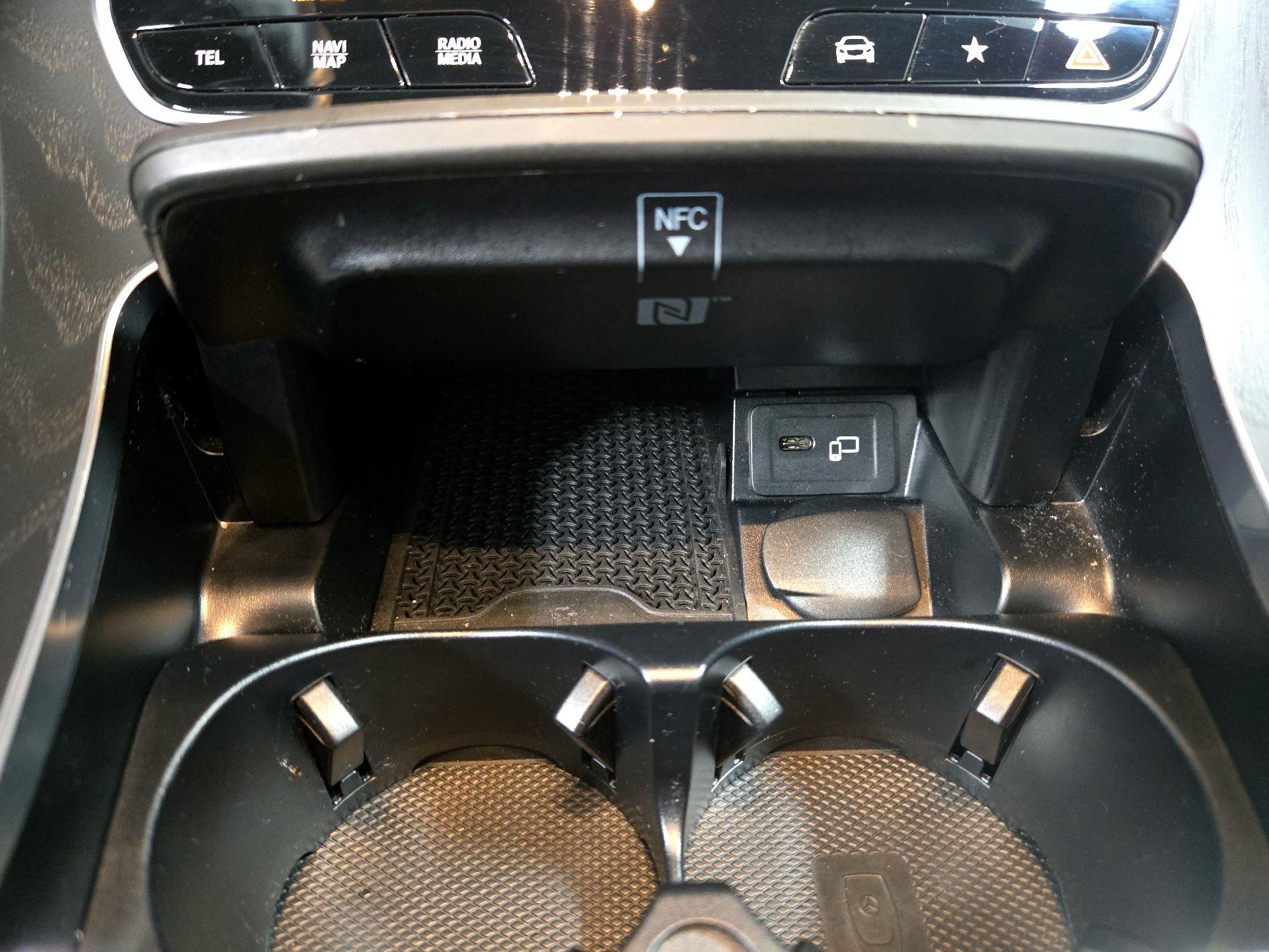 Thumbnail: 2023 Mercedes-Benz E-Class - 19