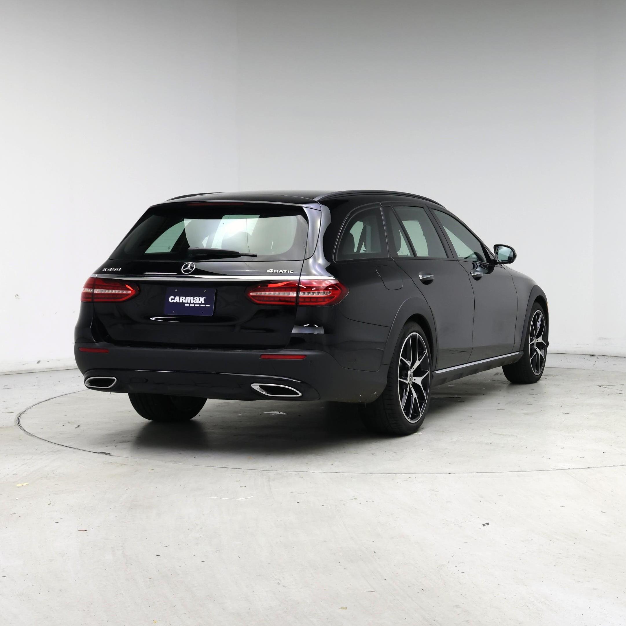 Thumbnail: 2023 Mercedes-Benz E-Class - 8