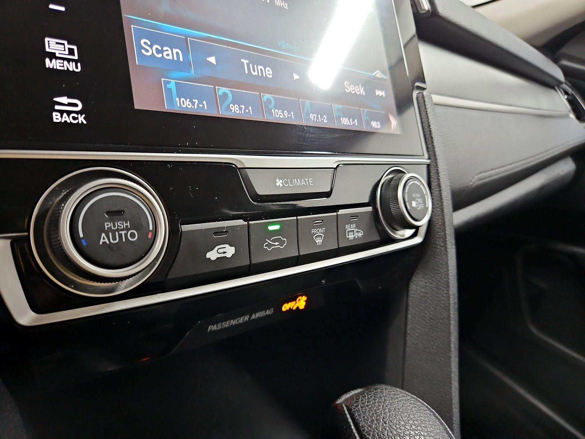 Thumbnail: 2017 Honda Civic - 16