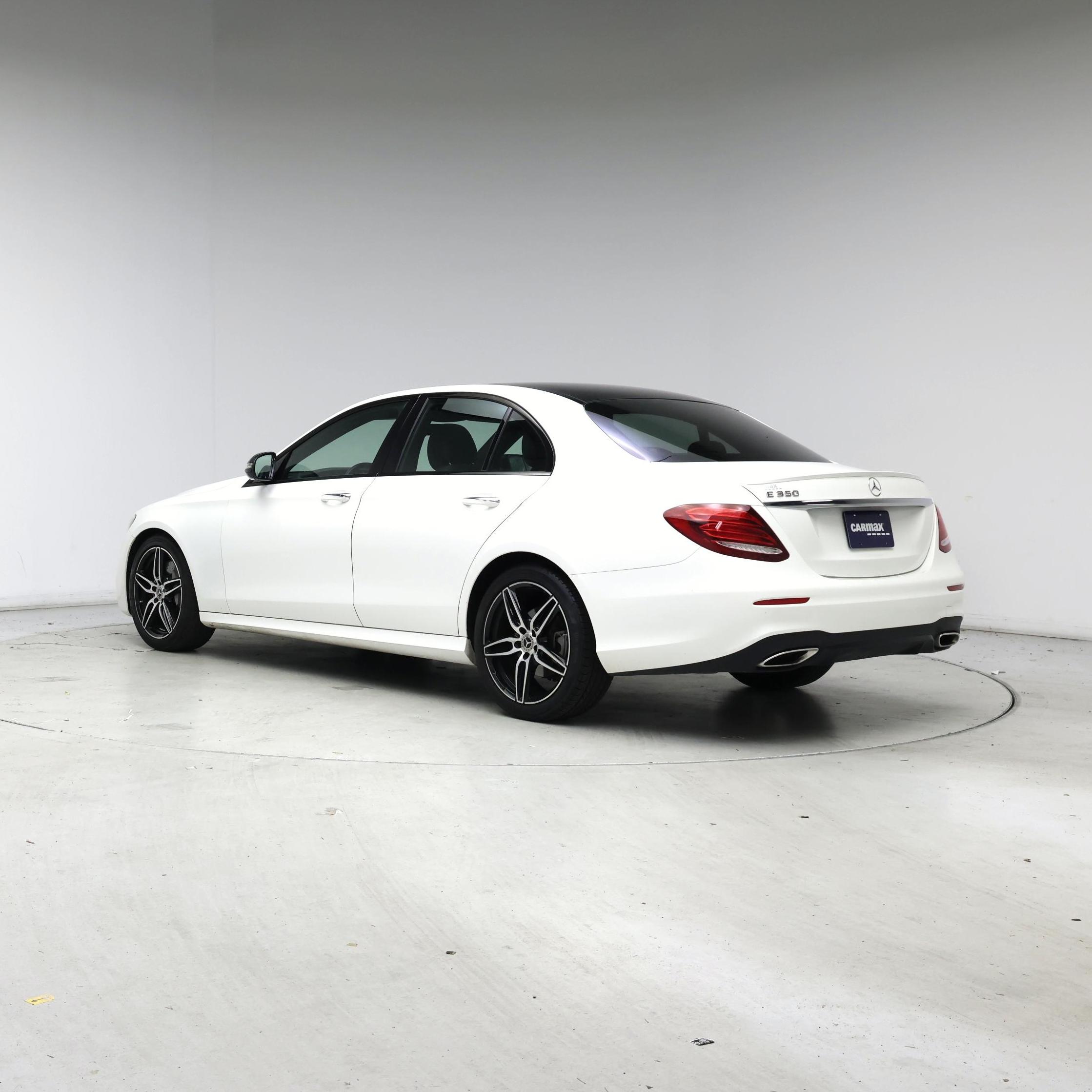 Thumbnail: 2020 Mercedes-Benz E-Class - 2