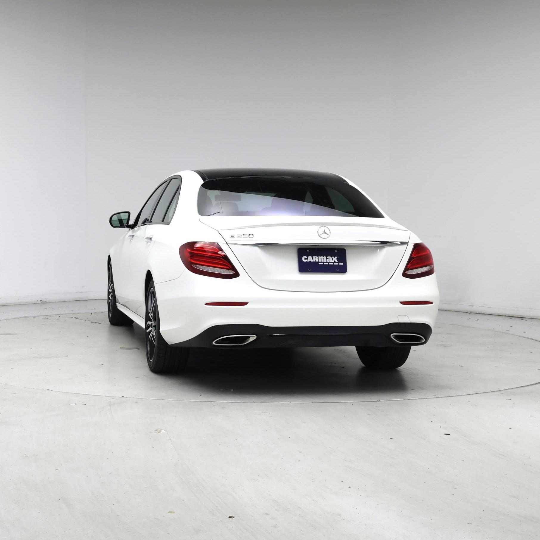 Thumbnail: 2020 Mercedes-Benz E-Class - 6