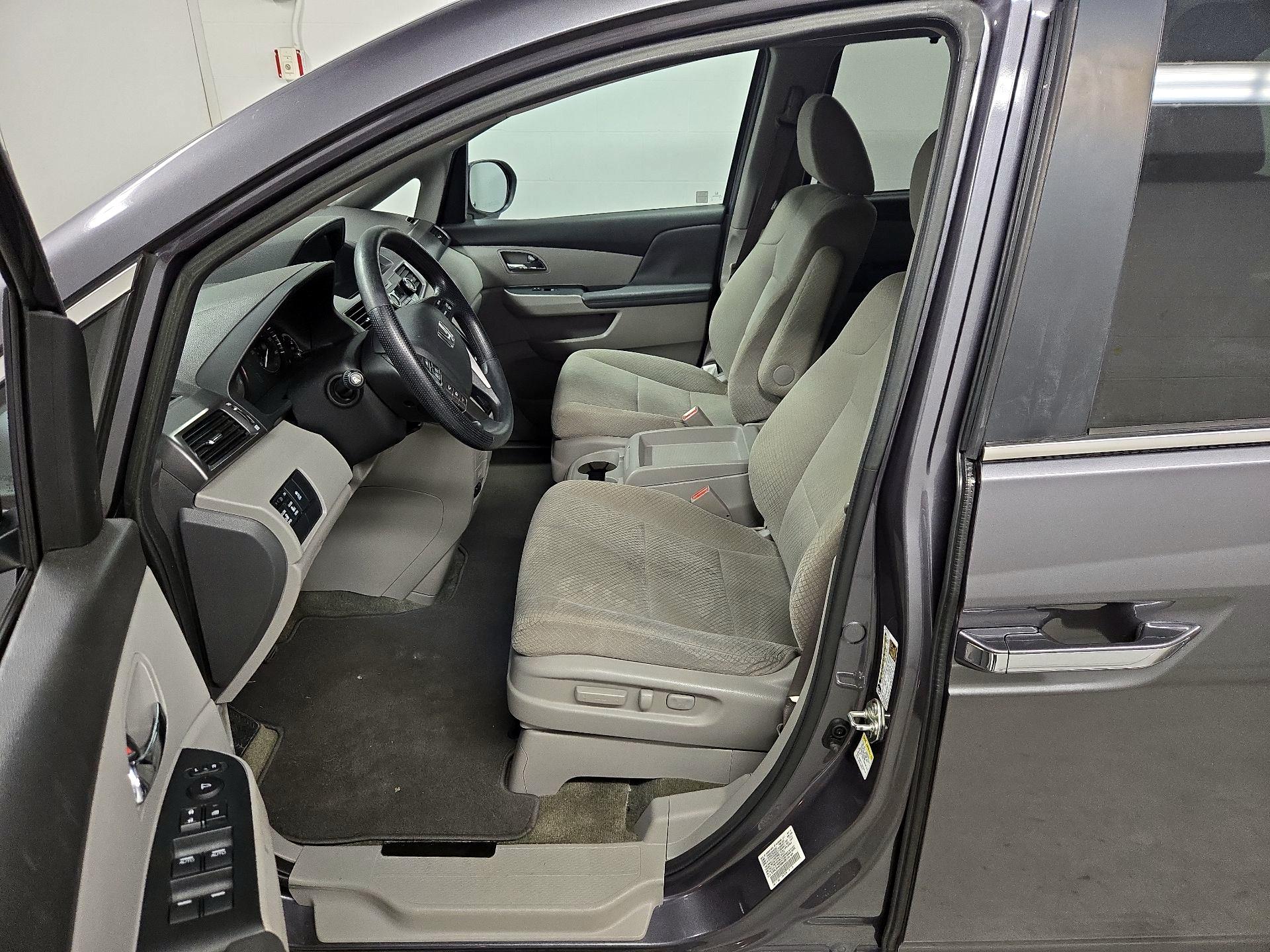 Thumbnail: 2015 Honda Odyssey - 11