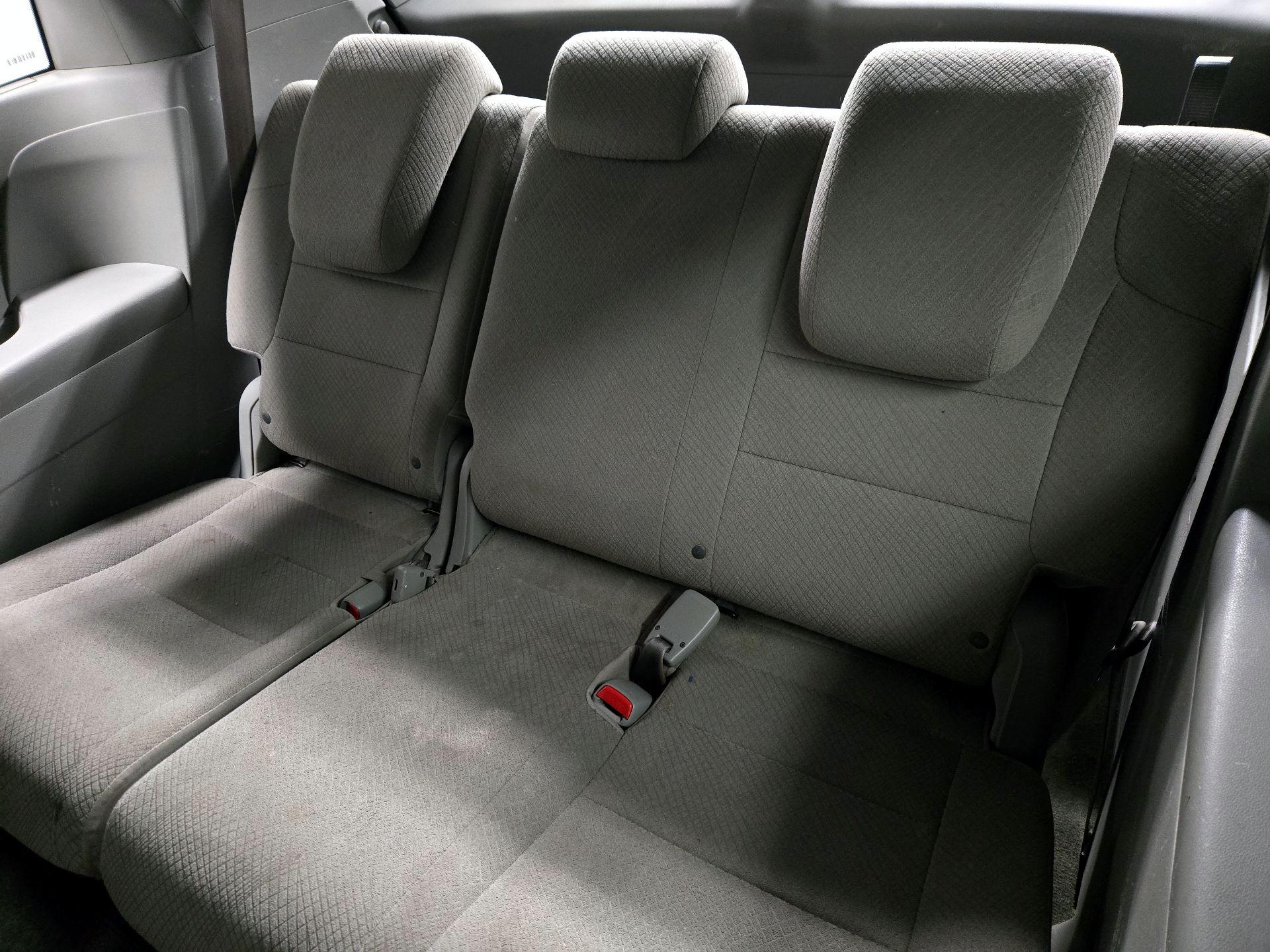 Thumbnail: 2015 Honda Odyssey - 20