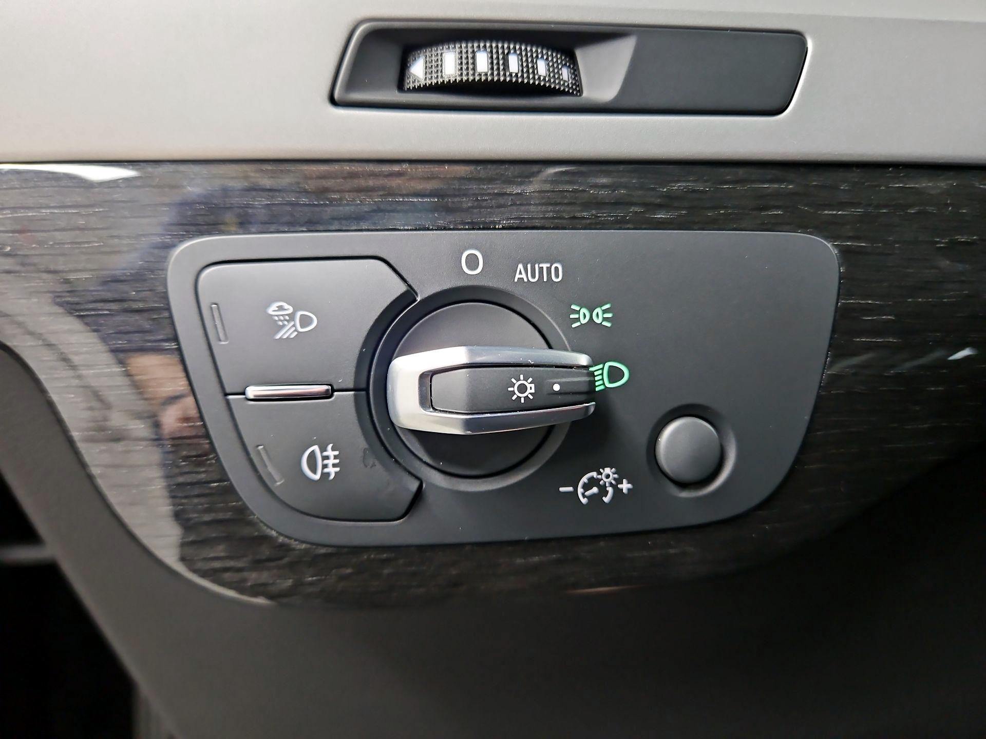 Thumbnail: 2019 Audi Q7 - 13