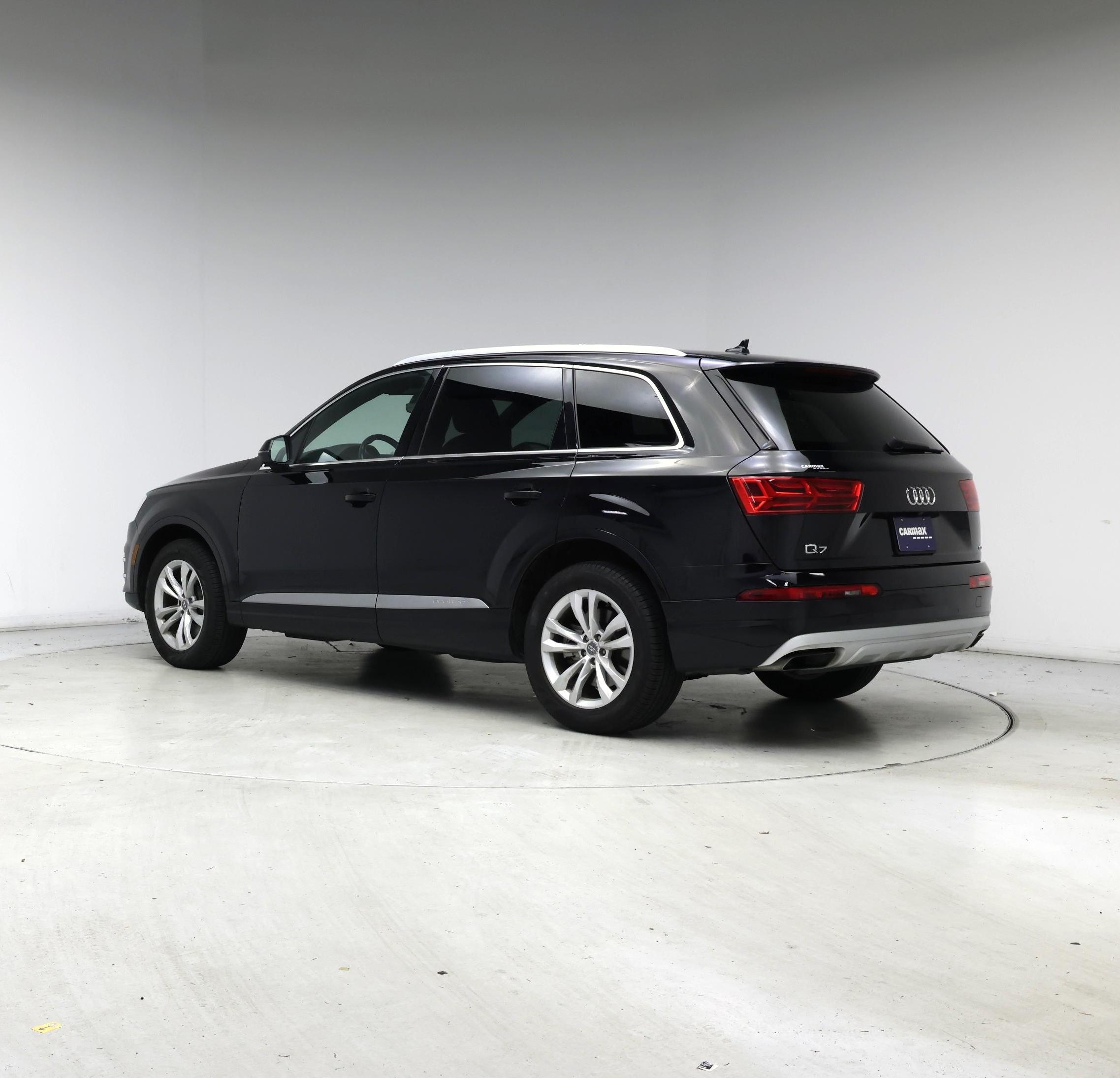 Thumbnail: 2019 Audi Q7 - 2