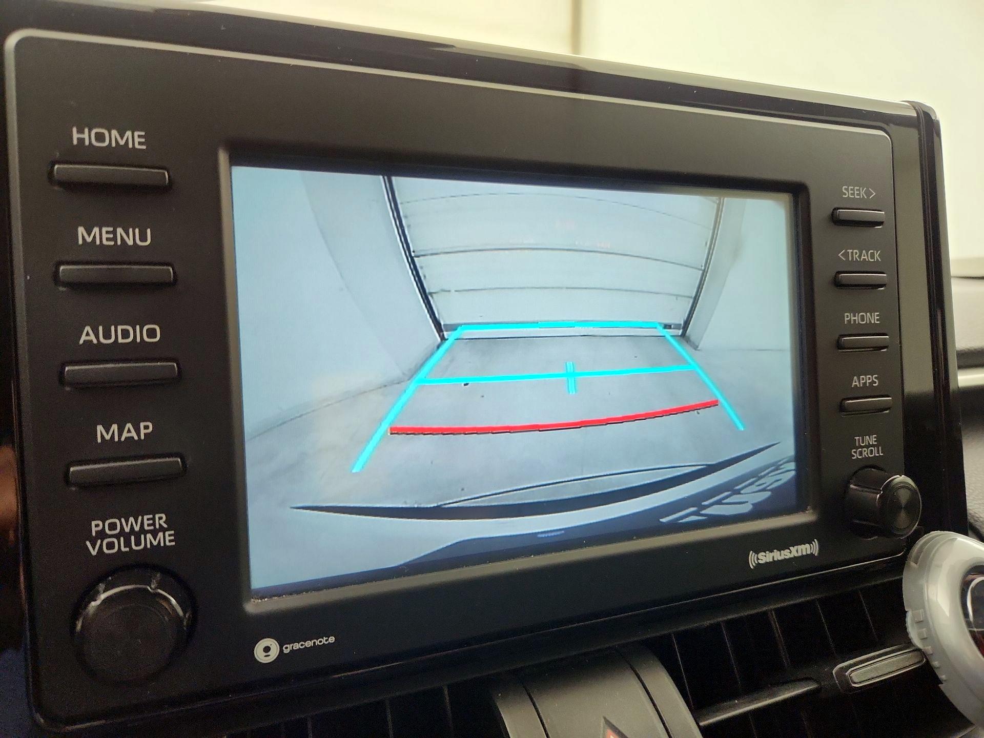 Thumbnail: 2020 Toyota RAV4 - 14