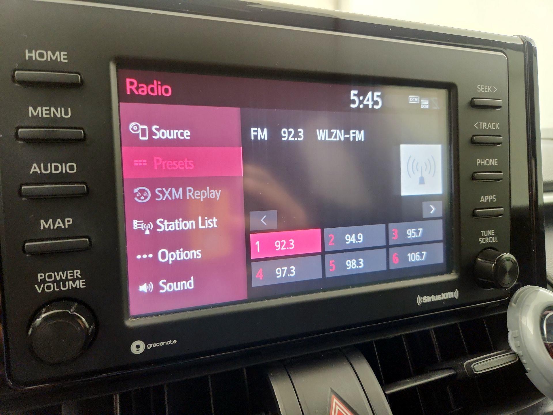 Thumbnail: 2020 Toyota RAV4 - 15