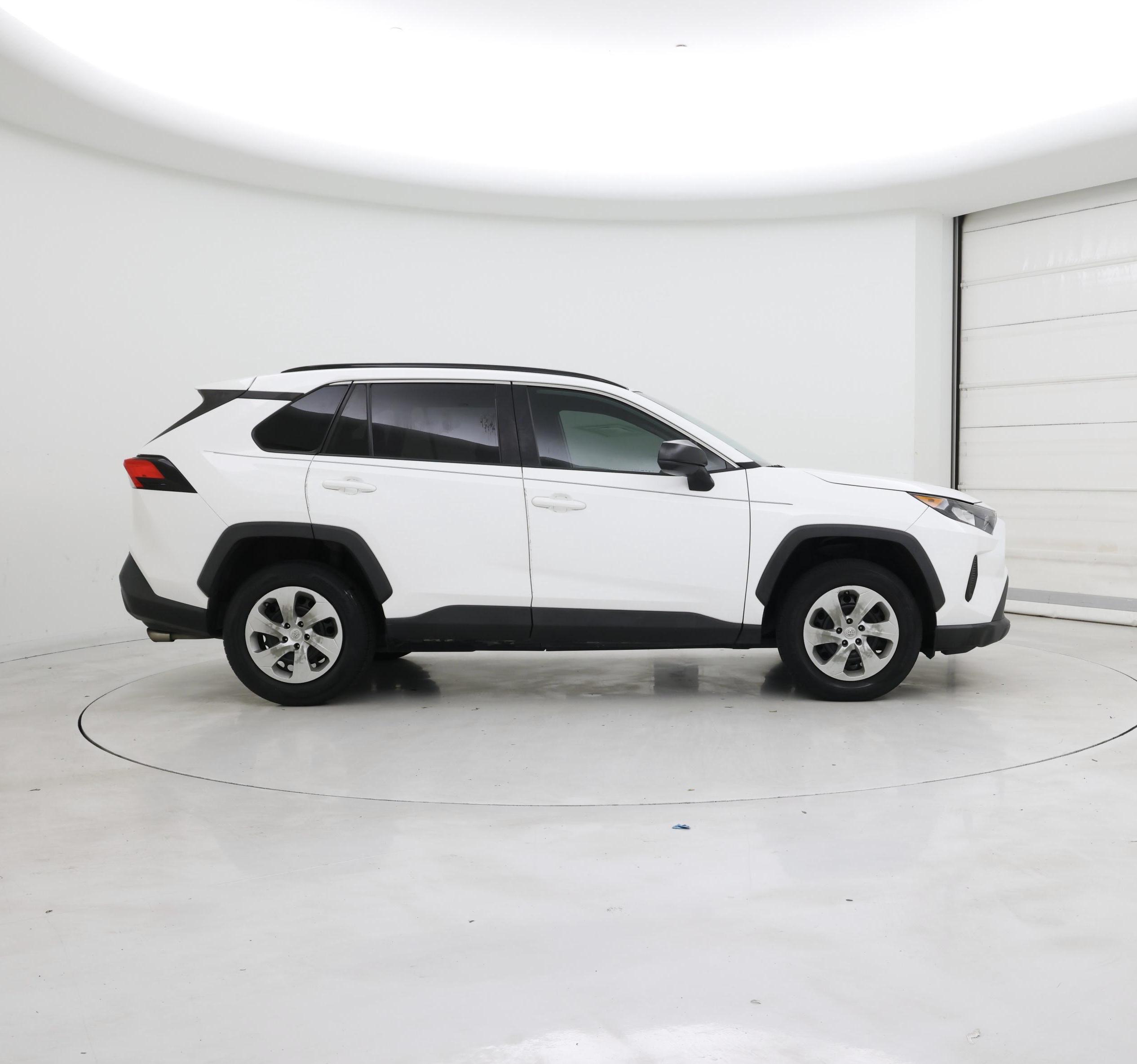 Thumbnail: 2020 Toyota RAV4 - 7