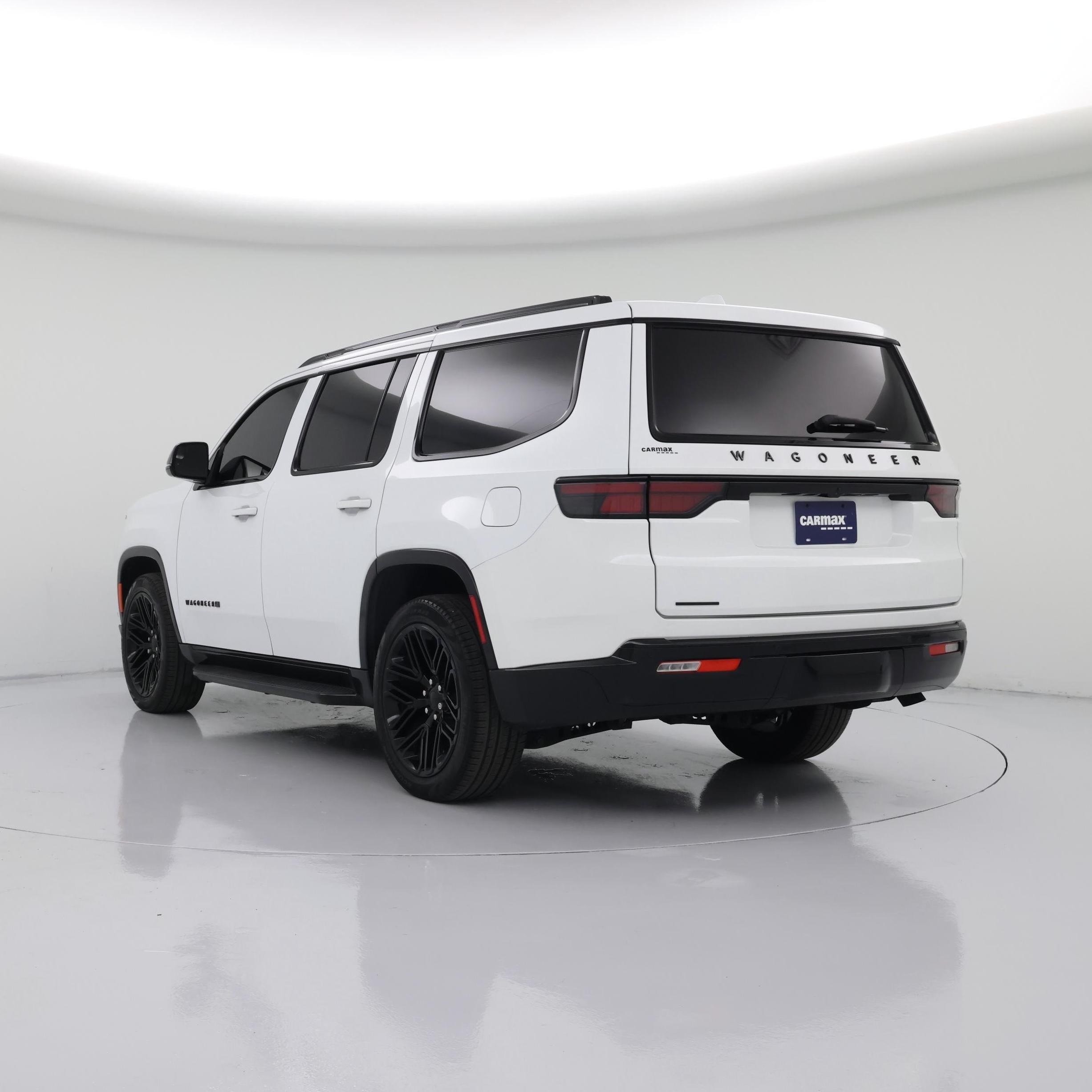 Thumbnail: 2023 Jeep Wagoneer - 2