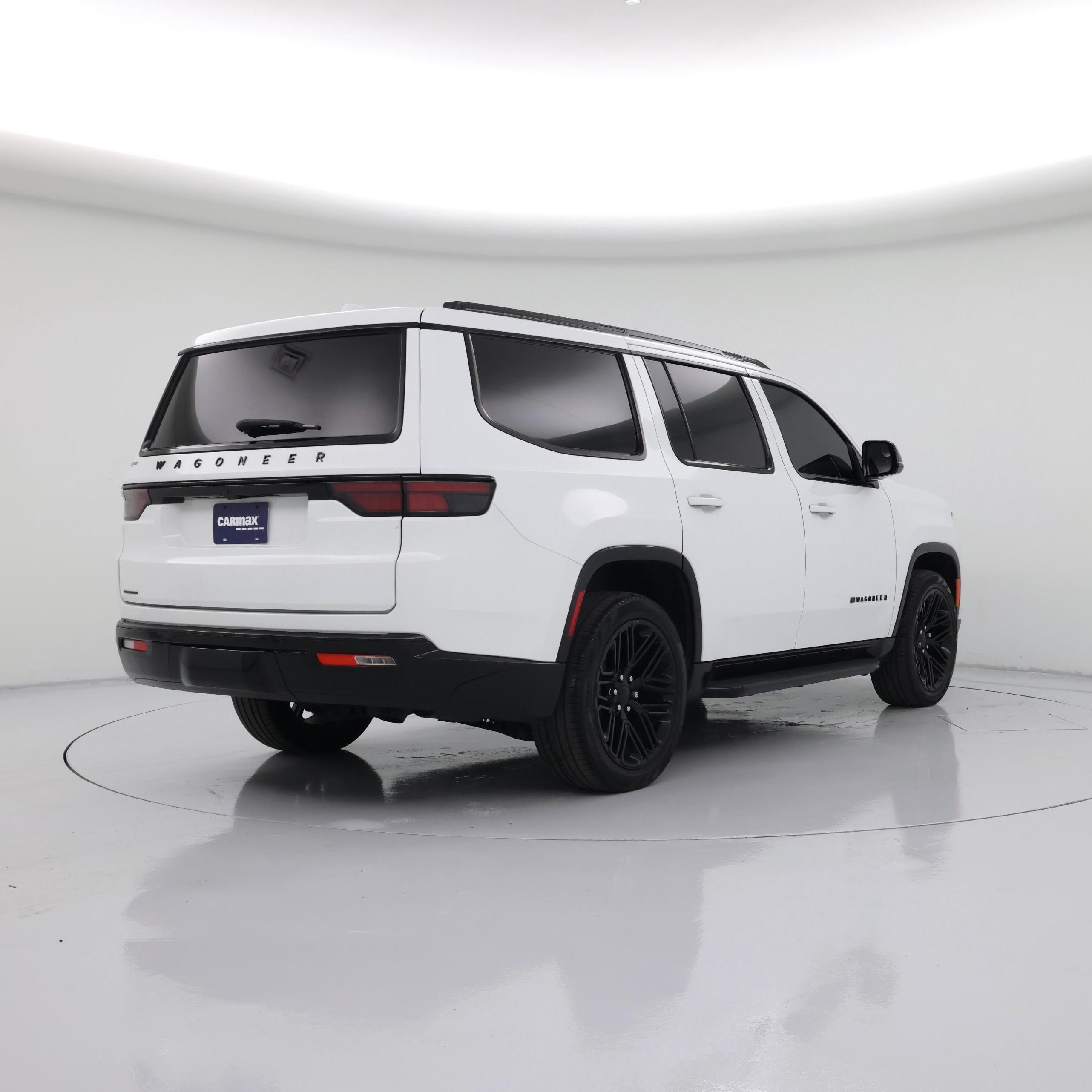 Thumbnail: 2023 Jeep Wagoneer - 8
