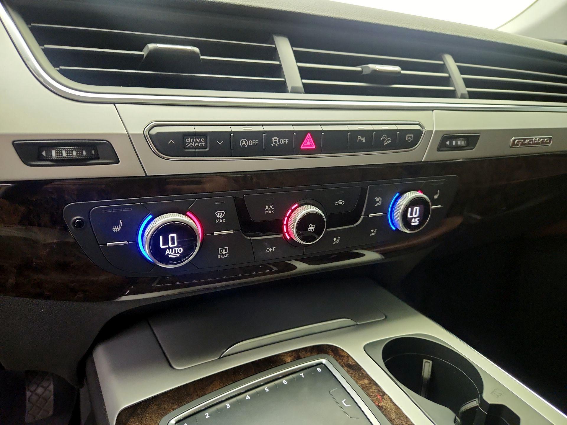 Thumbnail: 2019 Audi Q7 - 17