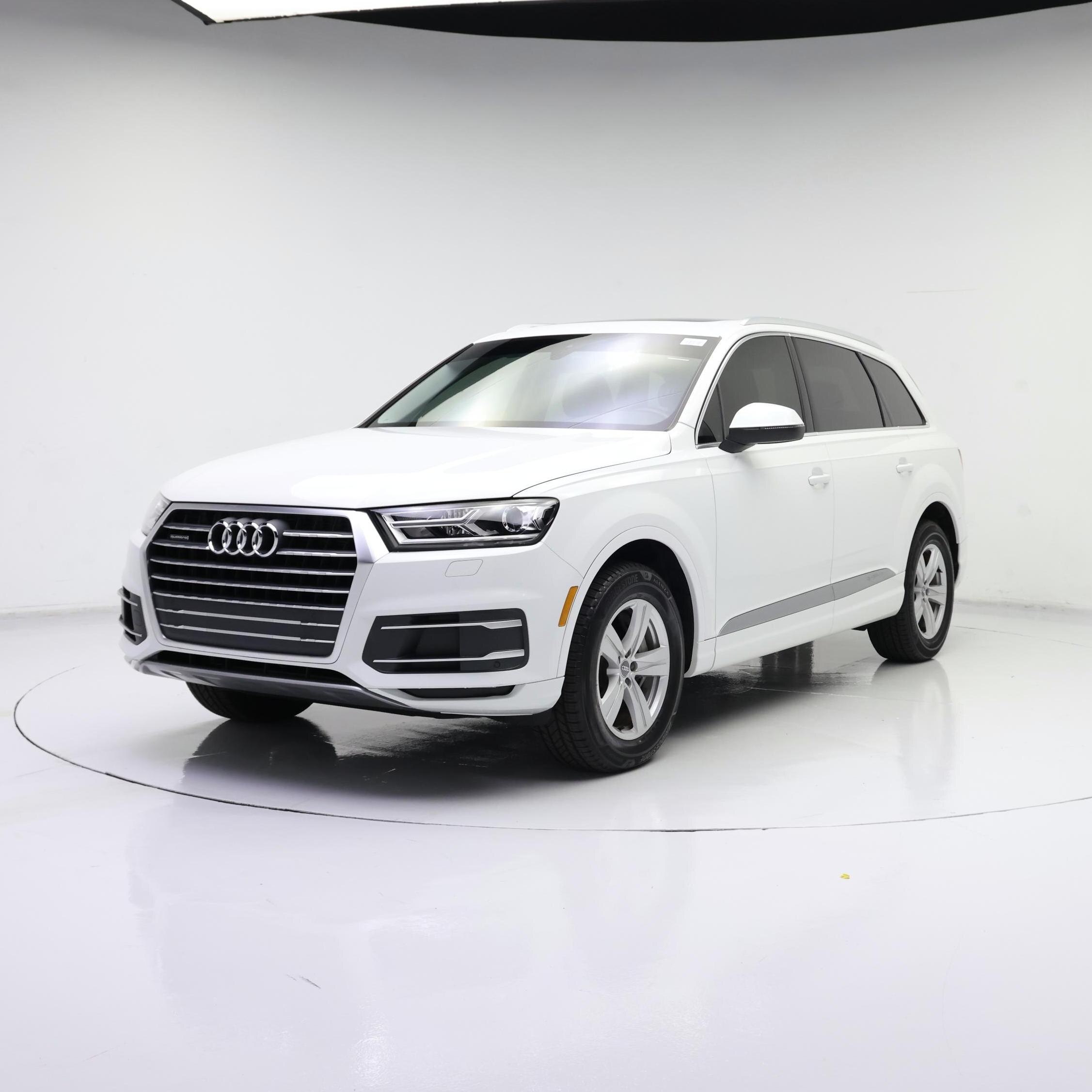 Thumbnail: 2019 Audi Q7 - 4