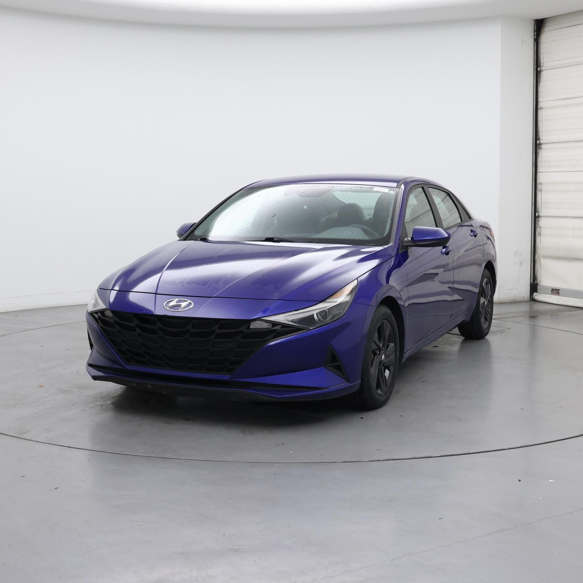 Thumbnail: 2022 Hyundai Elantra - 4