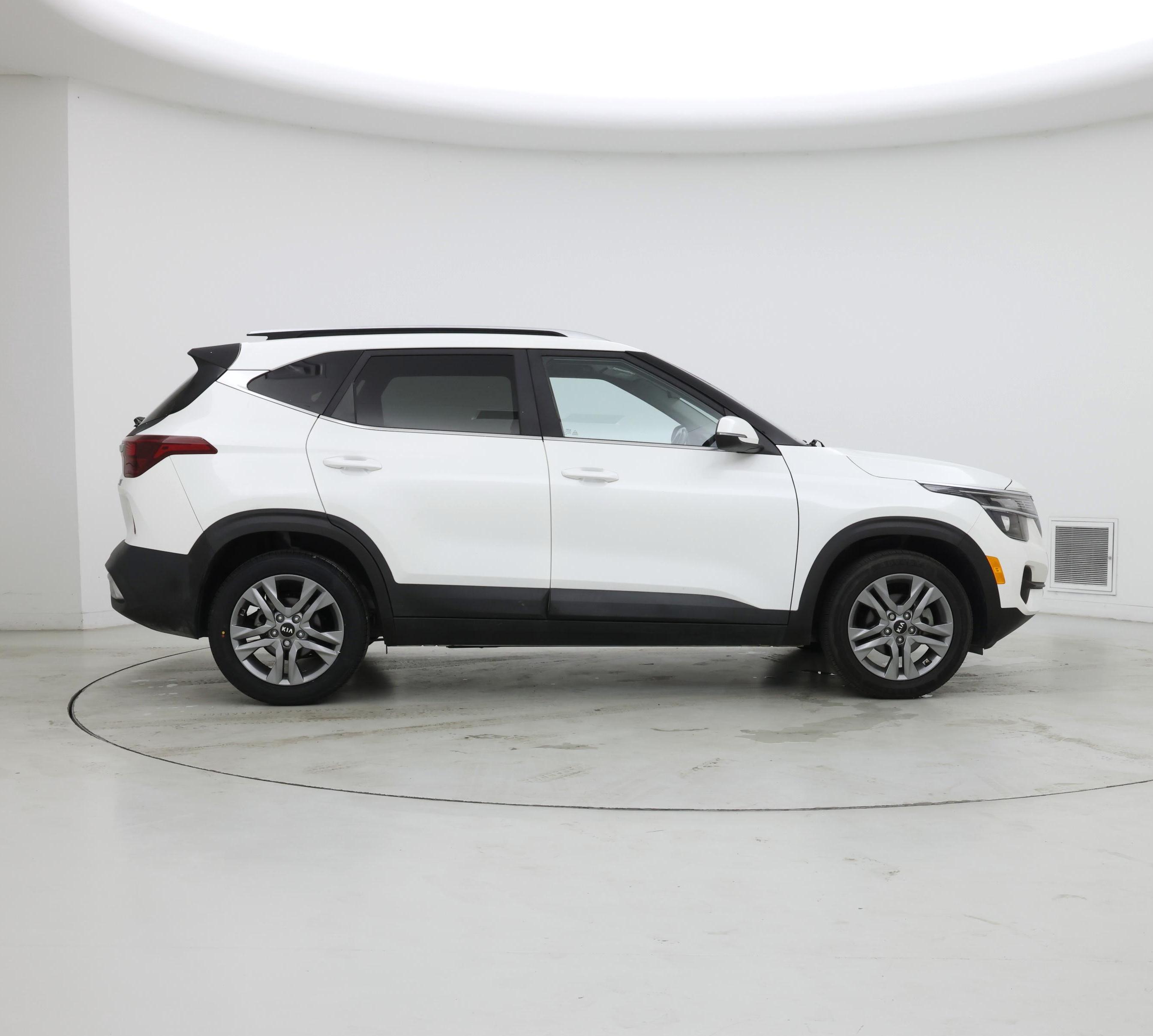 Thumbnail: 2021 Kia Seltos - 7