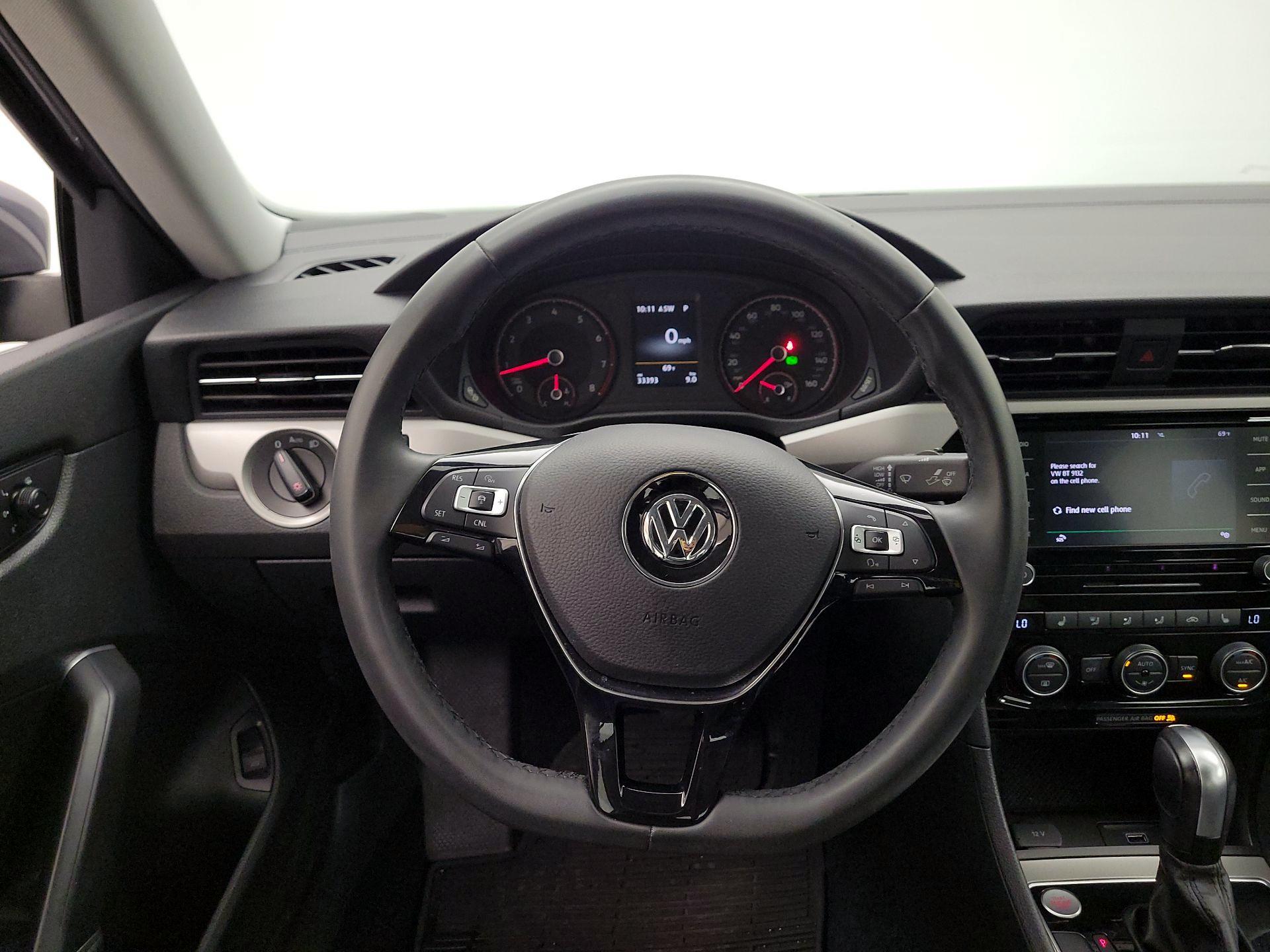 Thumbnail: 2021 Volkswagen Passat - 10