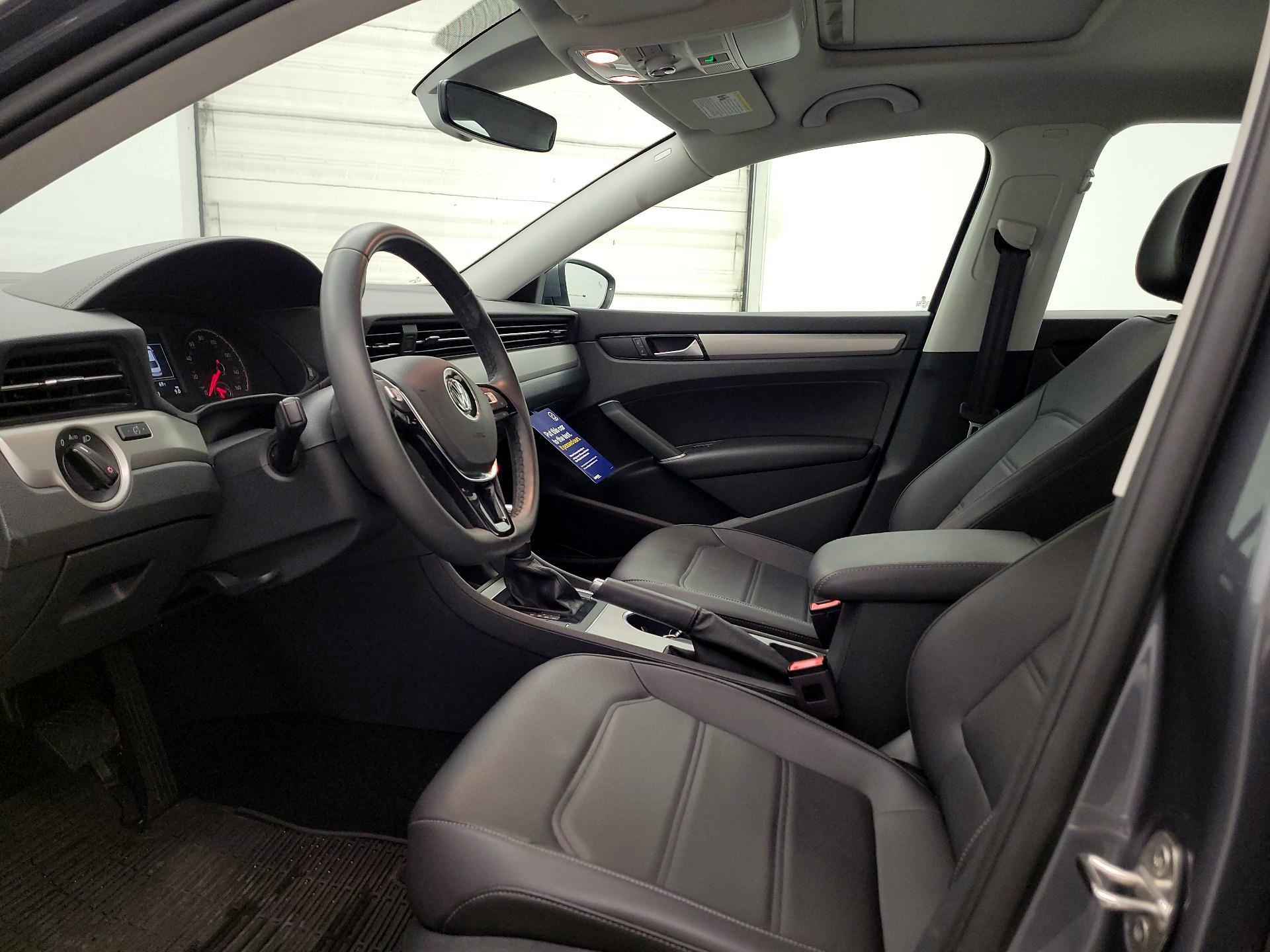 Thumbnail: 2021 Volkswagen Passat - 11