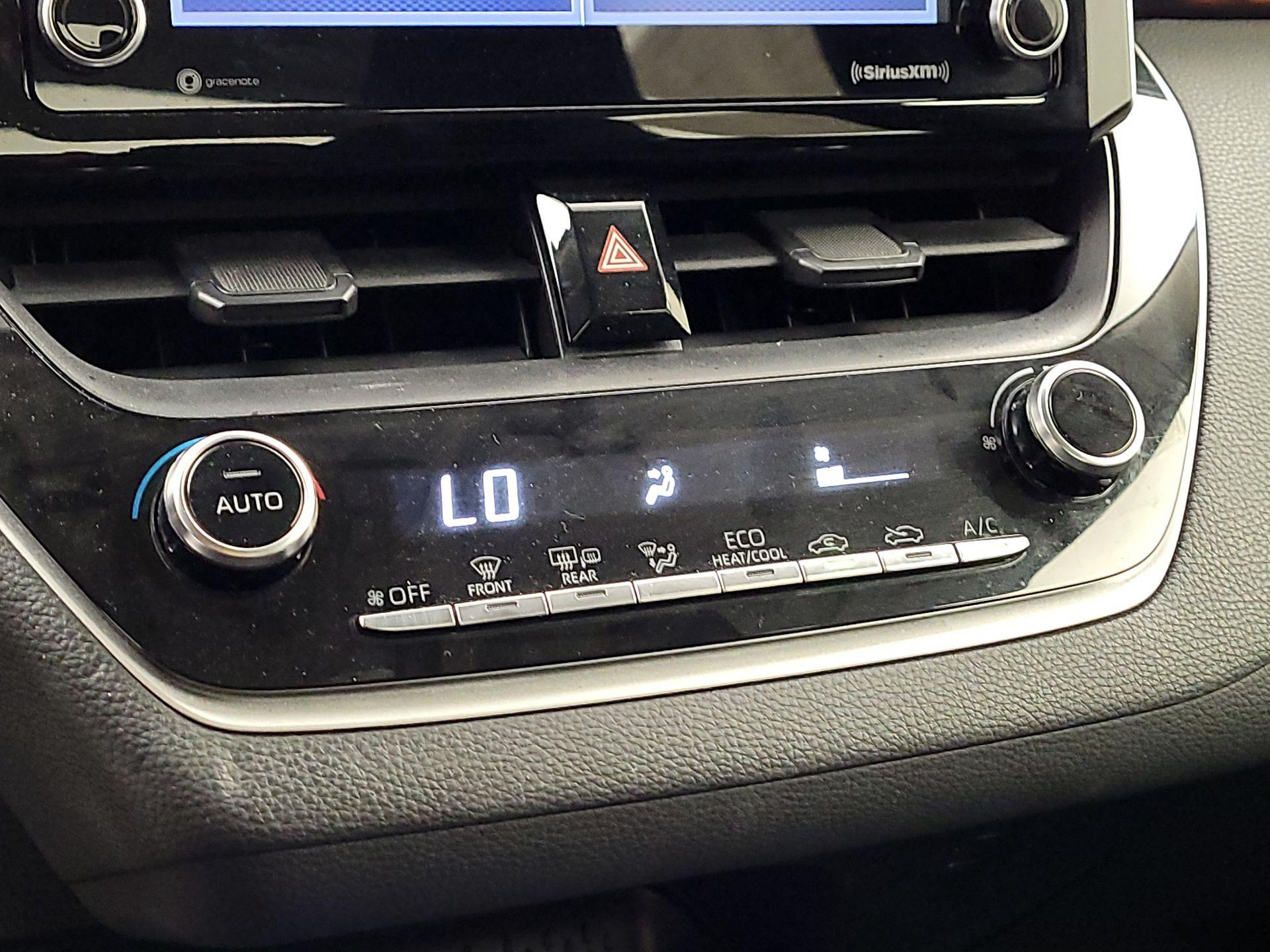 Thumbnail: 2021 Toyota Corolla - 16