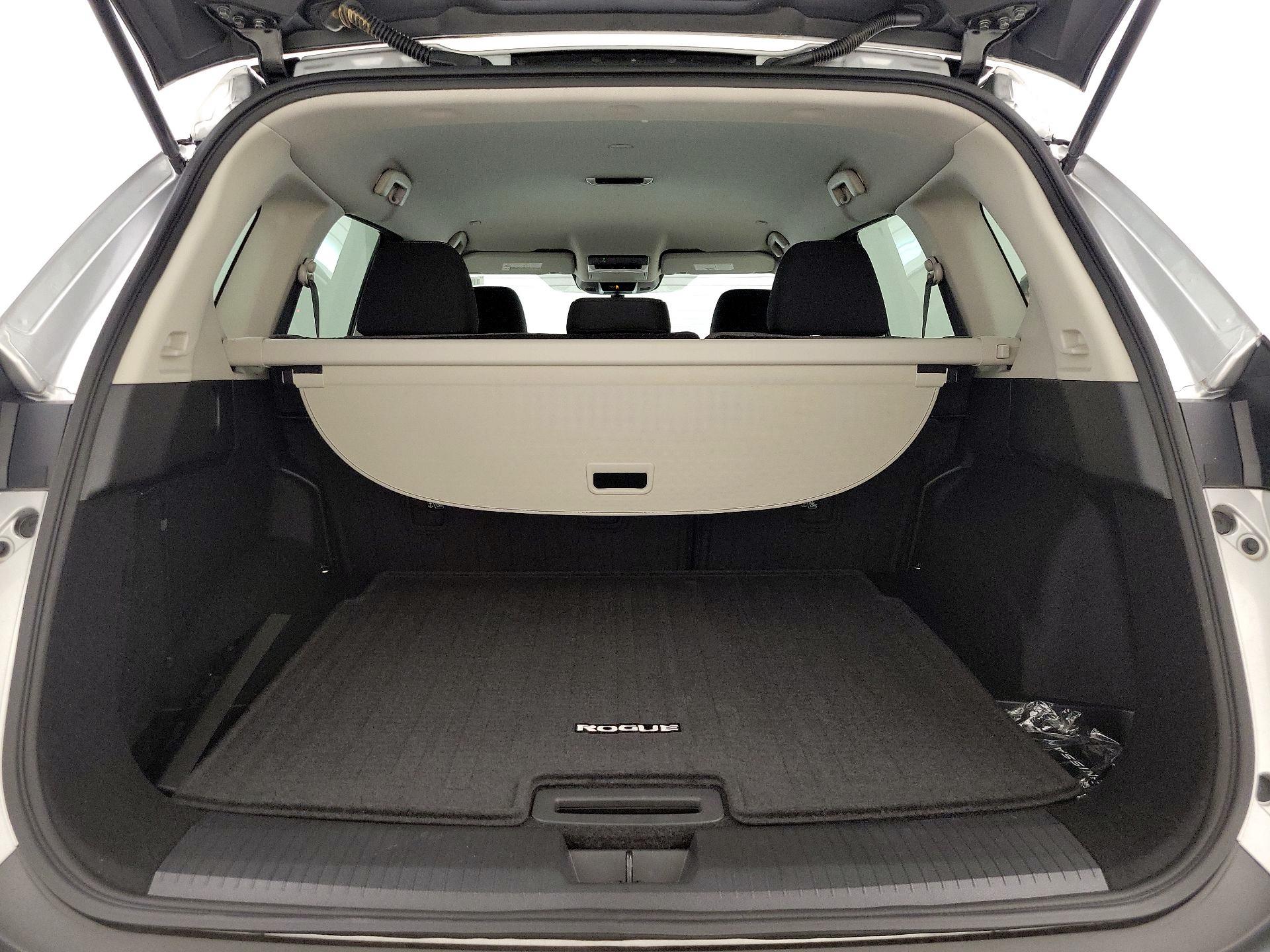 Thumbnail: 2023 Nissan Rogue - 20