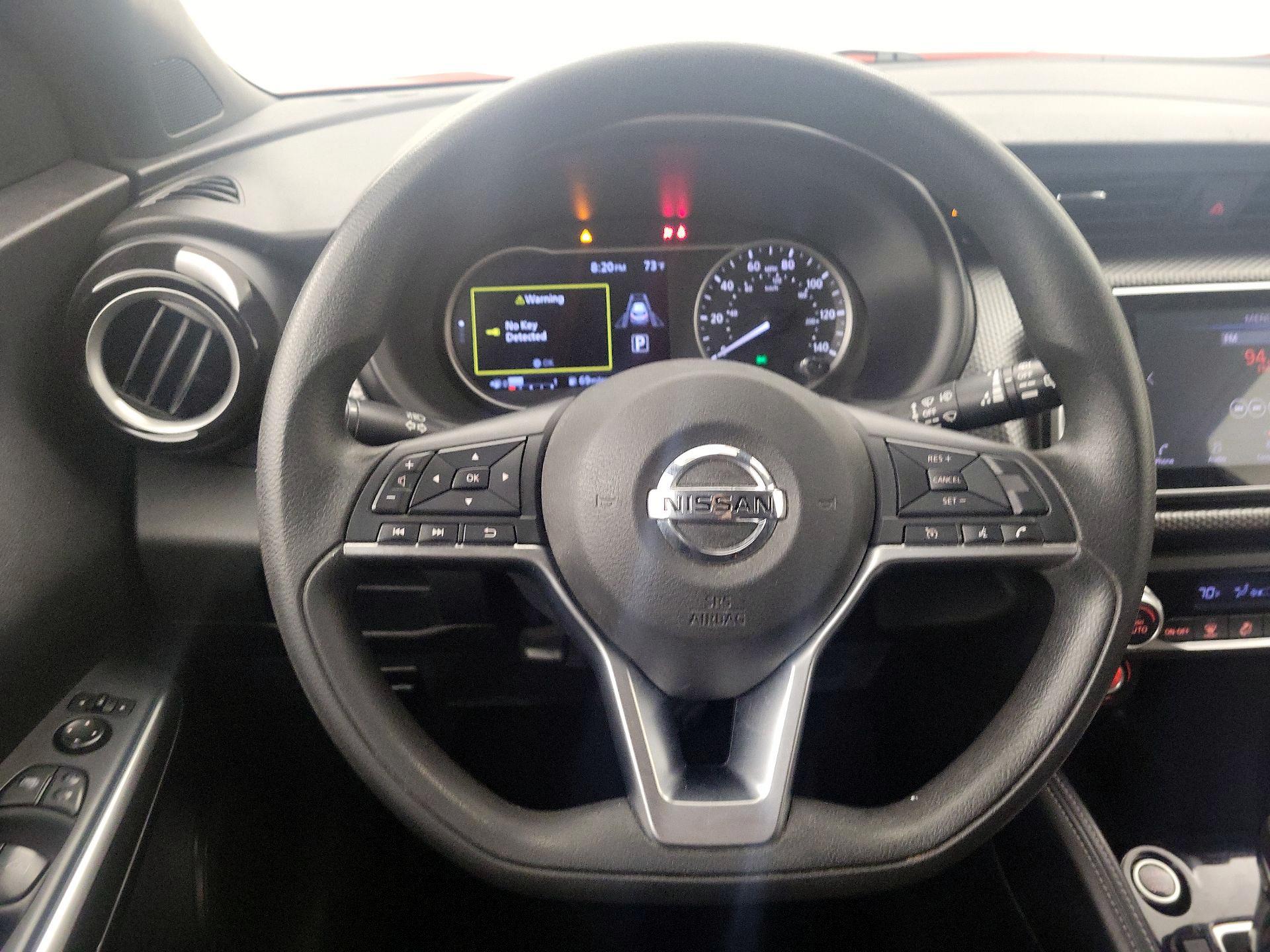 Thumbnail: 2020 Nissan Kicks - 10