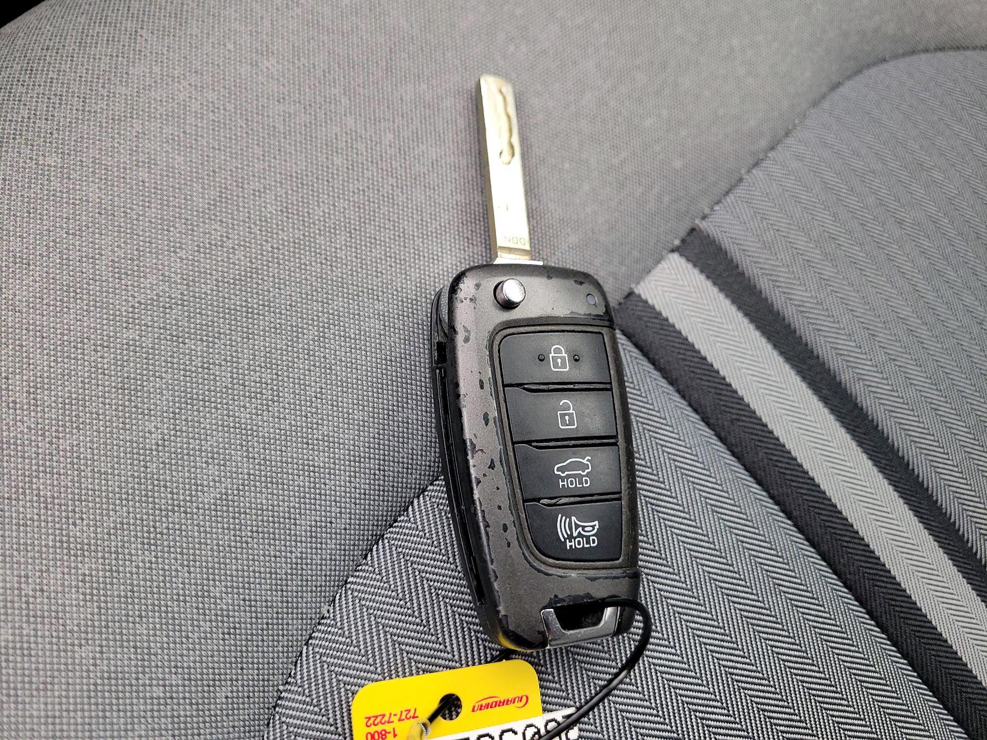 Thumbnail: 2021 Hyundai Sonata - 18