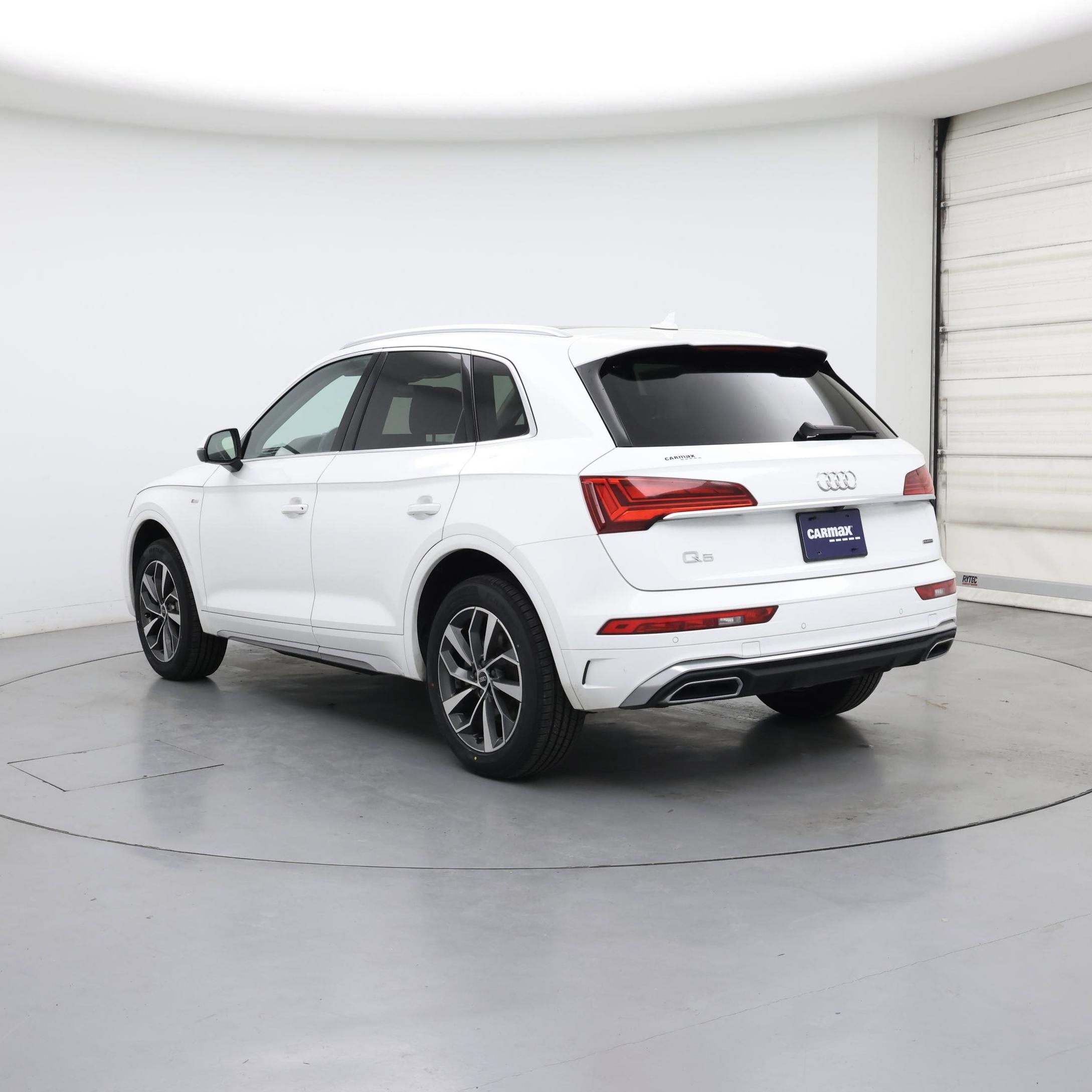 Thumbnail: 2023 Audi Q5 - 2