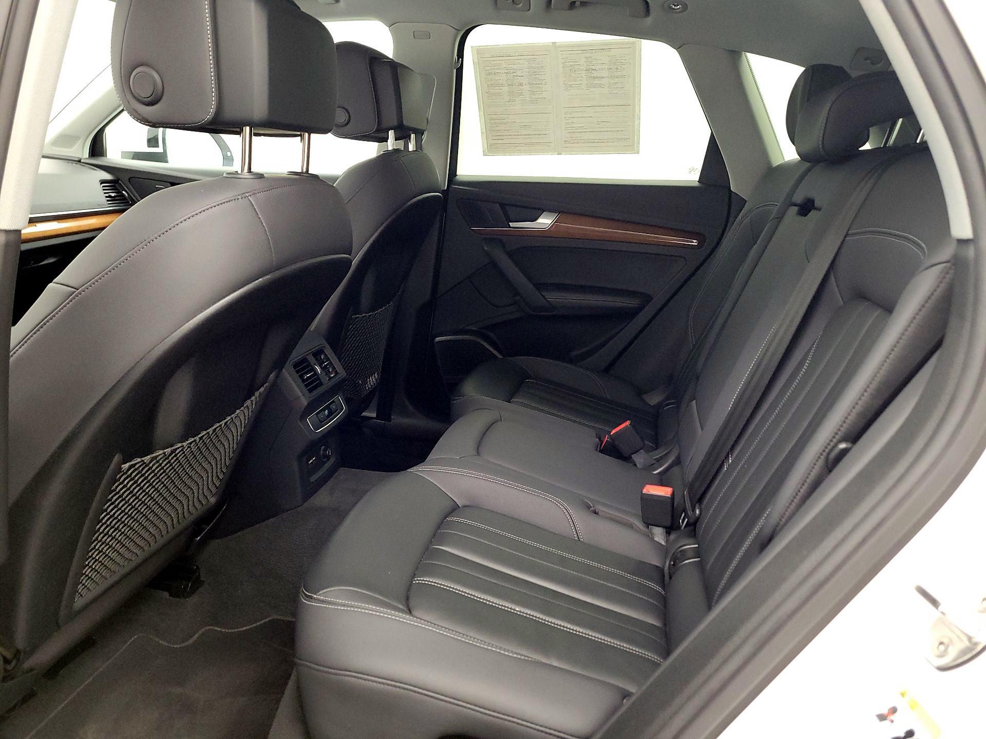 Thumbnail: 2023 Audi Q5 - 19