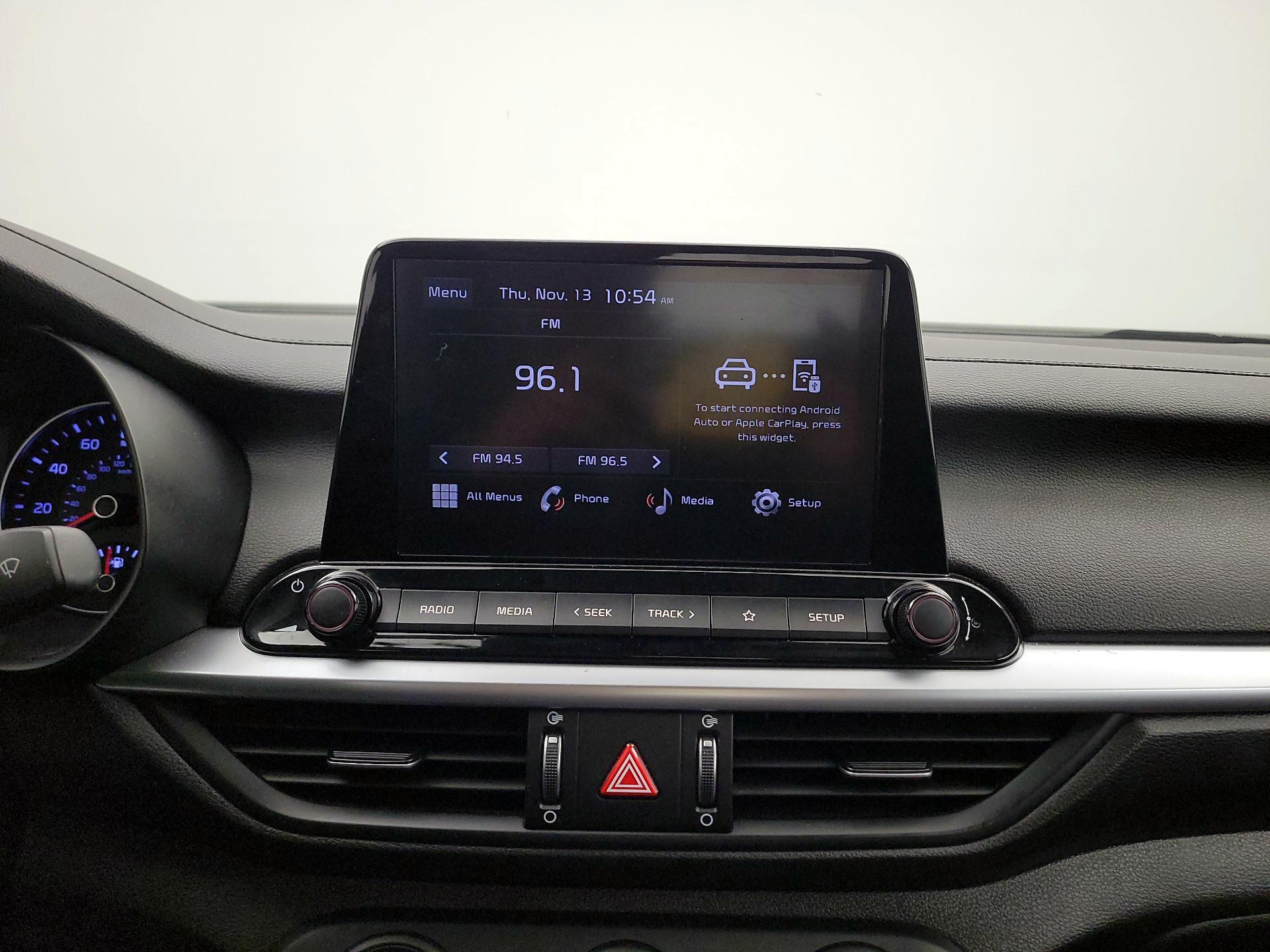 Thumbnail: 2023 Kia Forte - 15