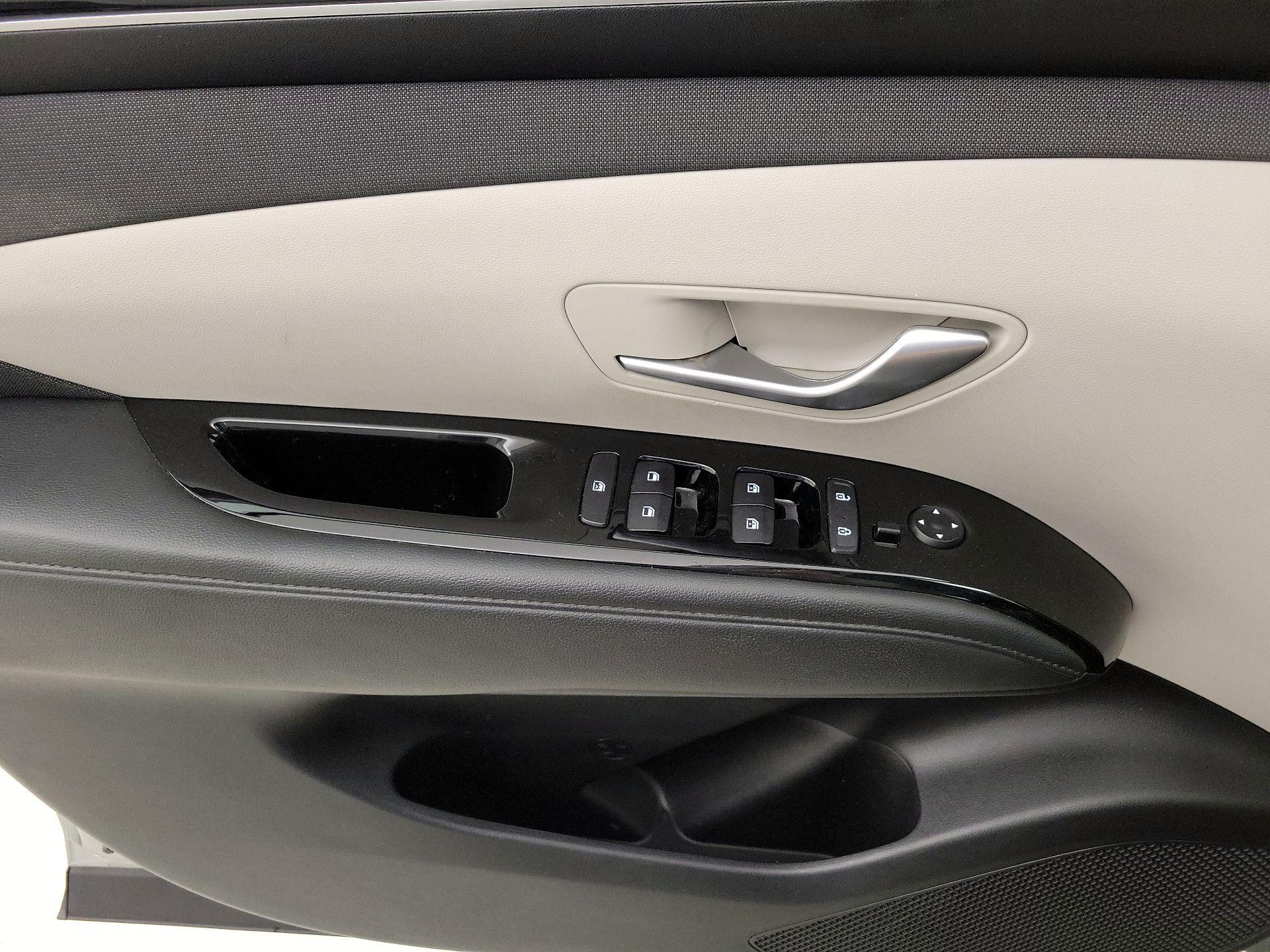 Thumbnail: 2022 Hyundai Tucson - 12