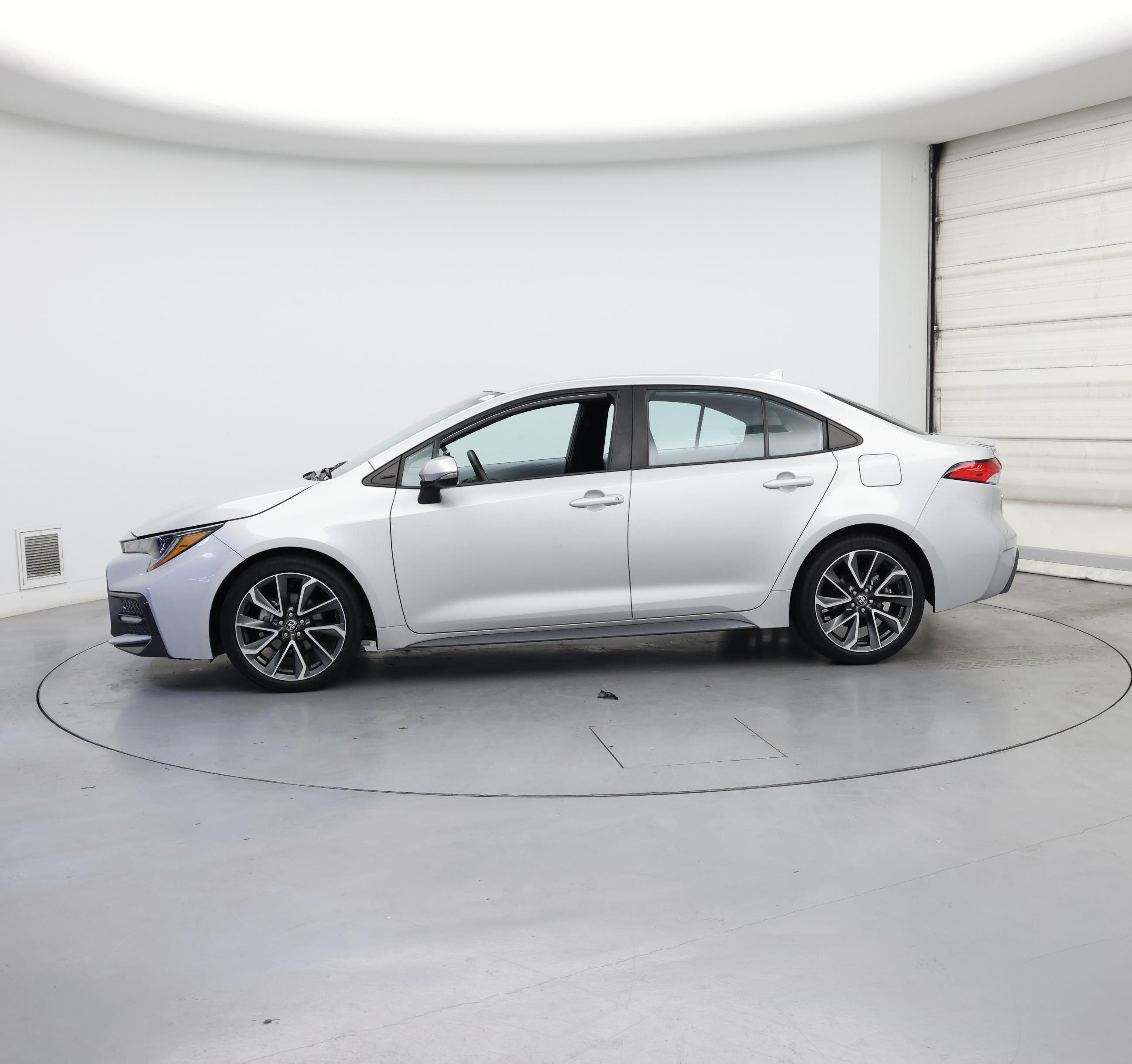 Thumbnail: 2022 Toyota Corolla - 3