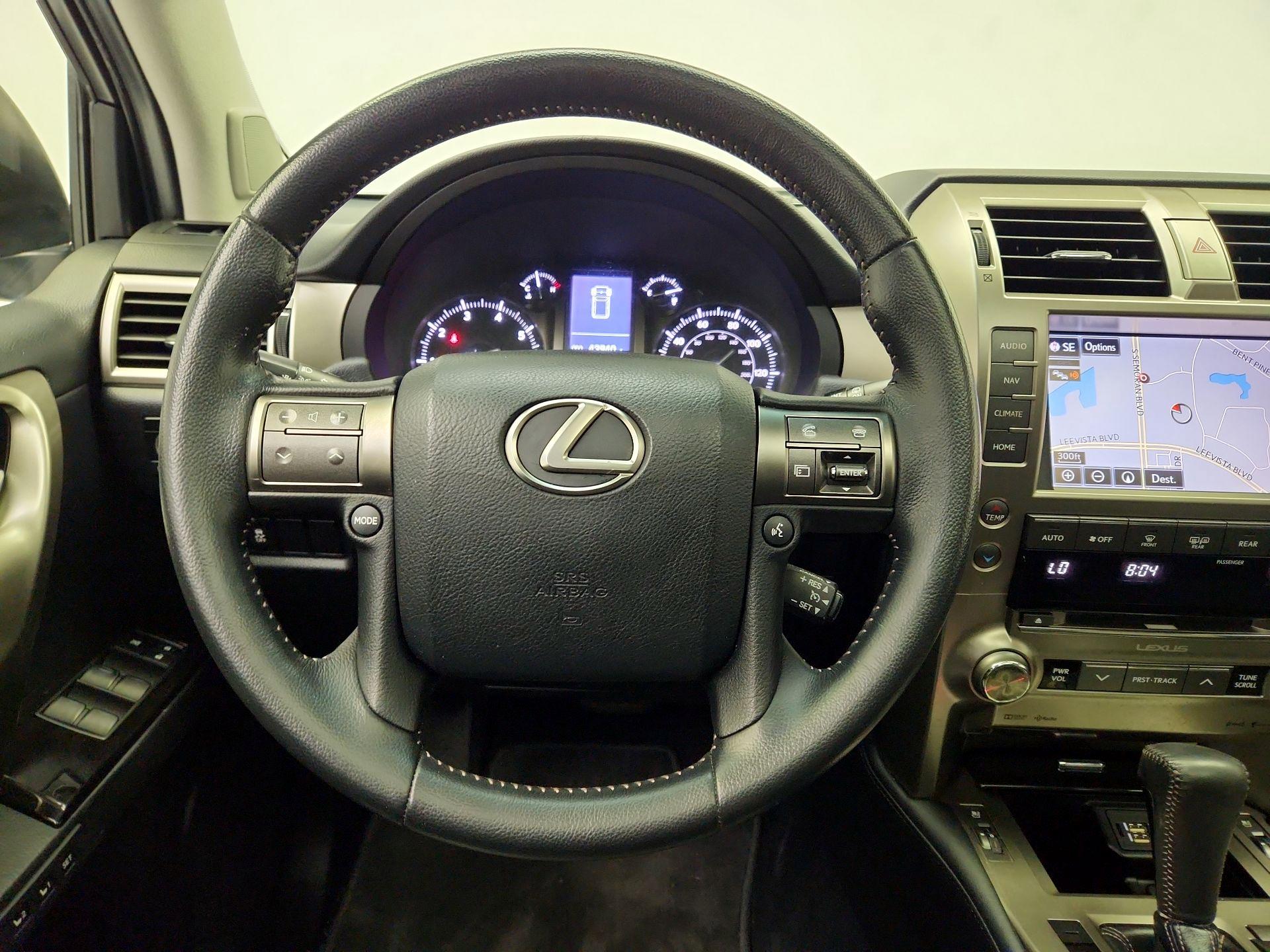 Thumbnail: 2015 Lexus GX - 10