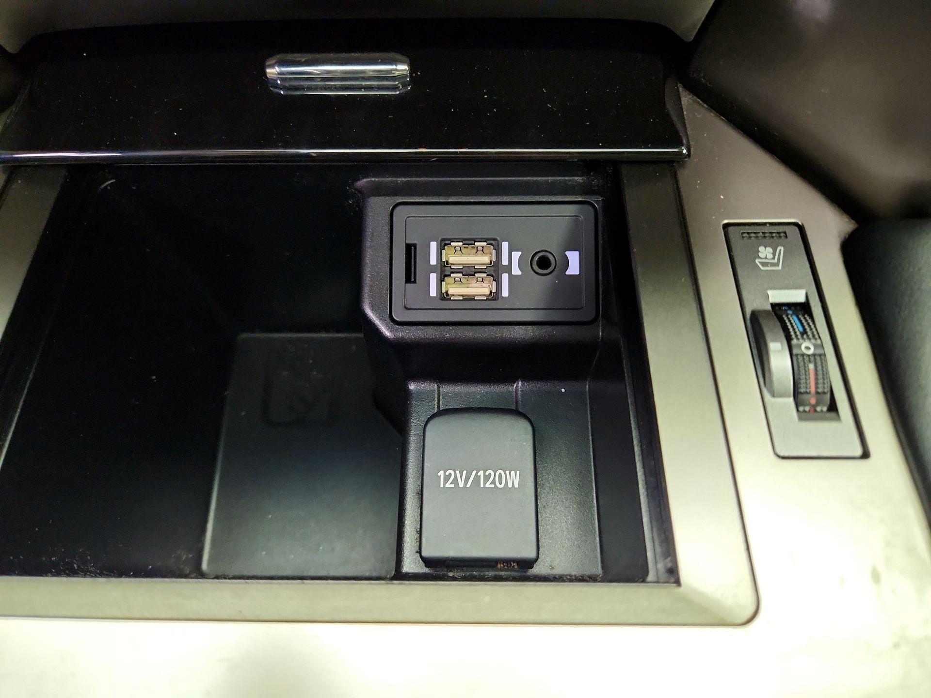 Thumbnail: 2015 Lexus GX - 19