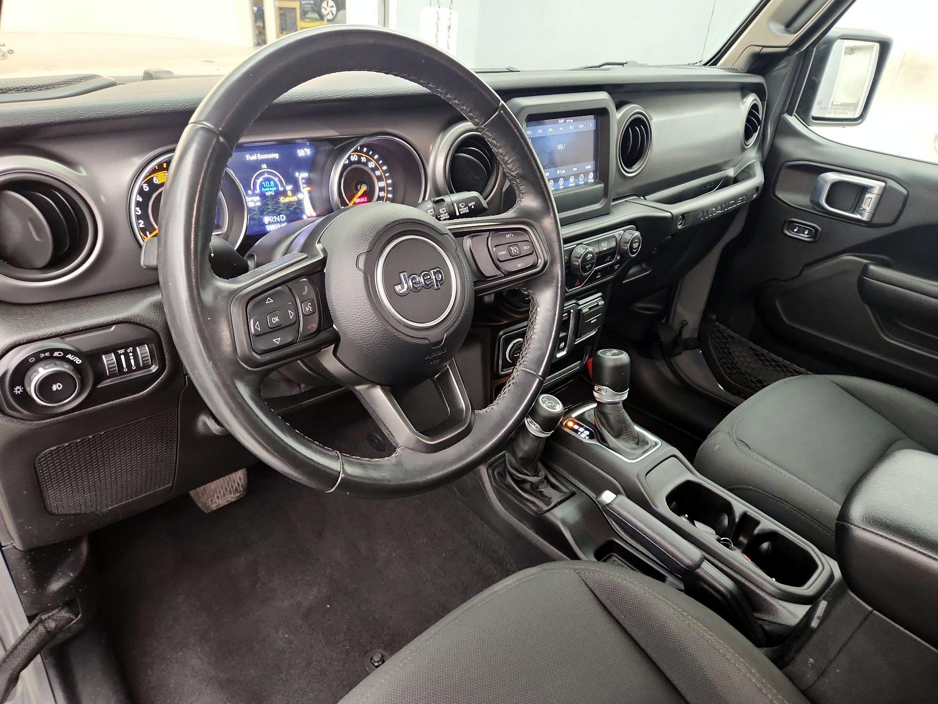 Thumbnail: 2021 Jeep Wrangler - 9