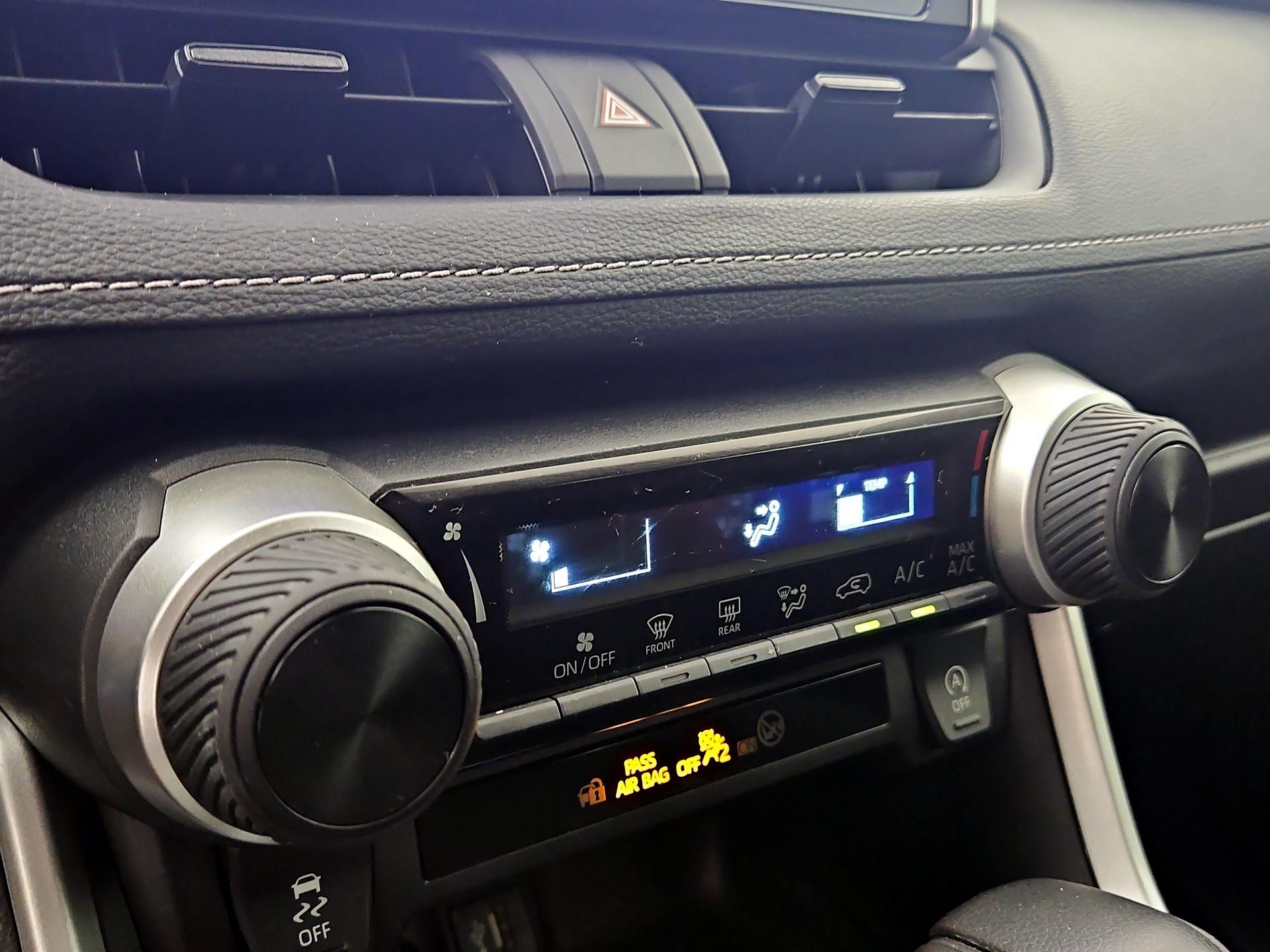 Thumbnail: 2024 Toyota RAV4 - 17