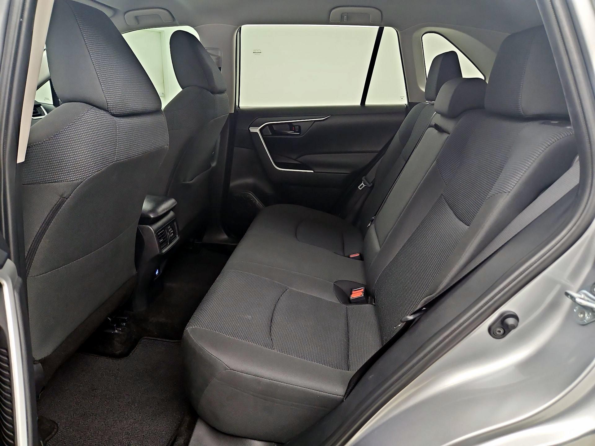 Thumbnail: 2024 Toyota RAV4 - 20