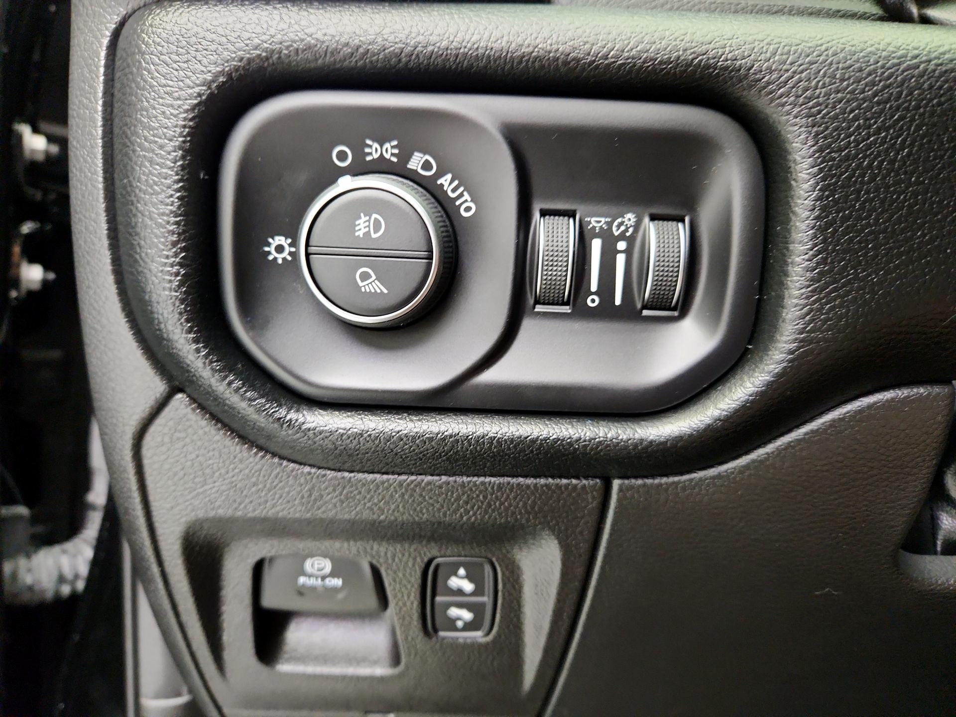 Thumbnail: 2022 RAM 1500 - 13