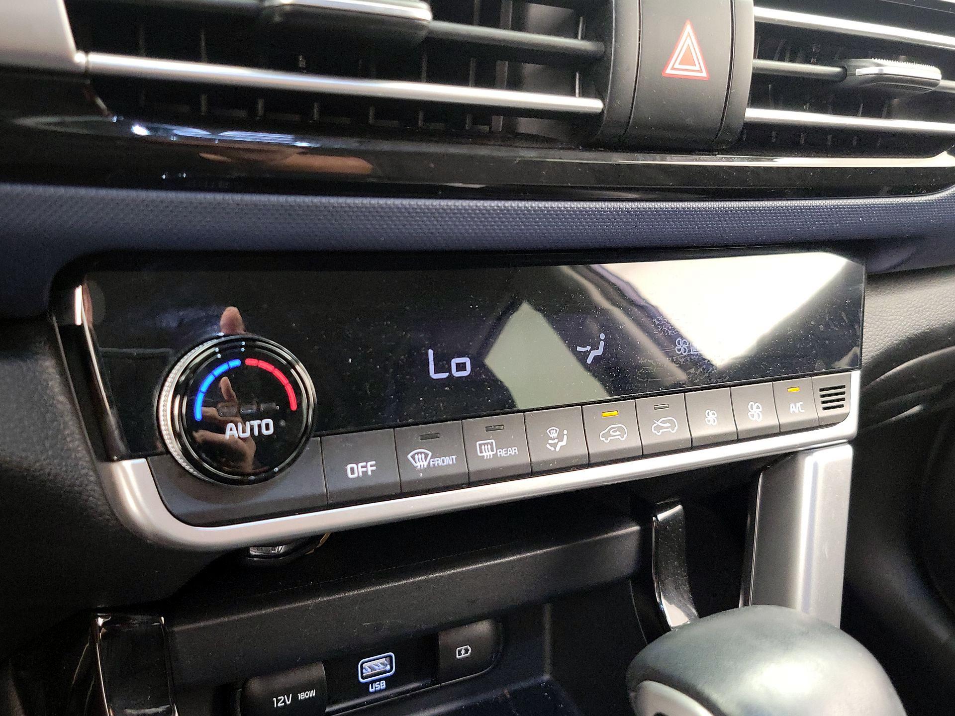 Thumbnail: 2023 Kia Seltos - 16