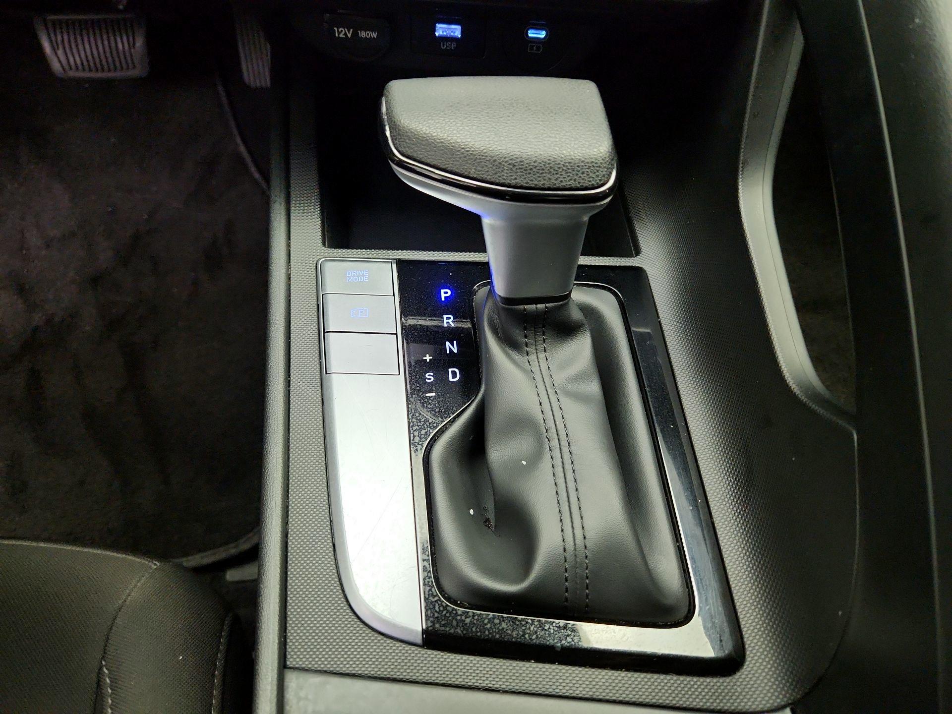 Thumbnail: 2024 Hyundai Elantra - 18