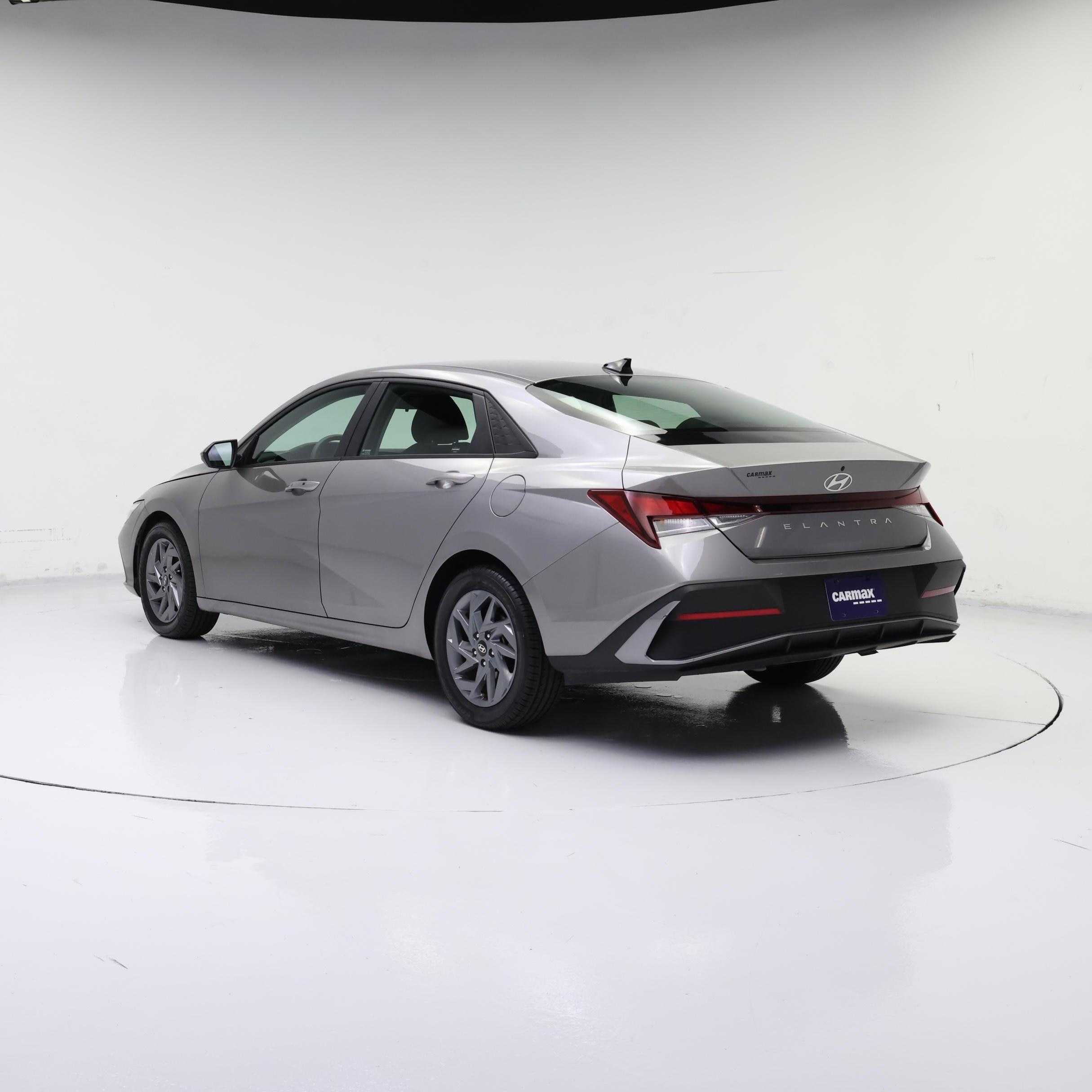 Thumbnail: 2024 Hyundai Elantra - 2