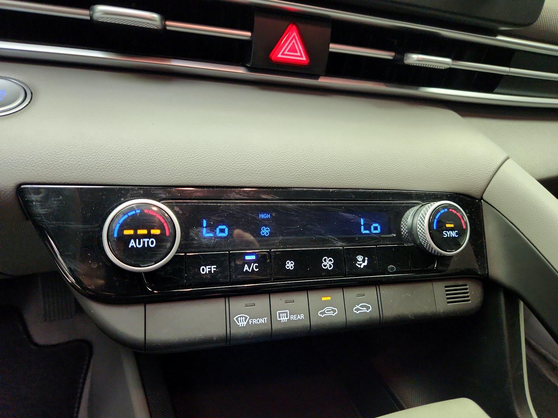 Thumbnail: 2023 Hyundai Elantra - 16