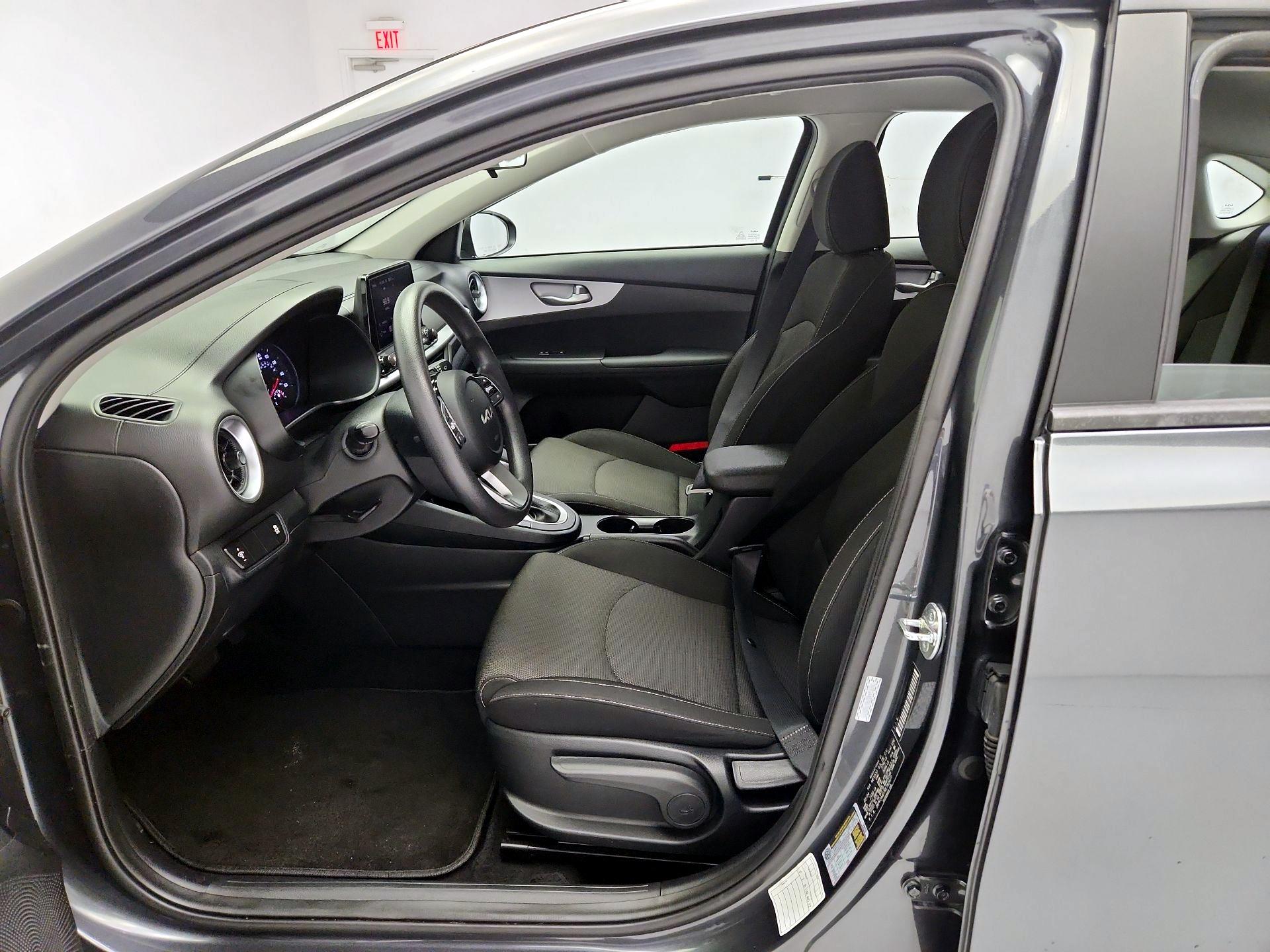 Thumbnail: 2024 Kia Forte - 11