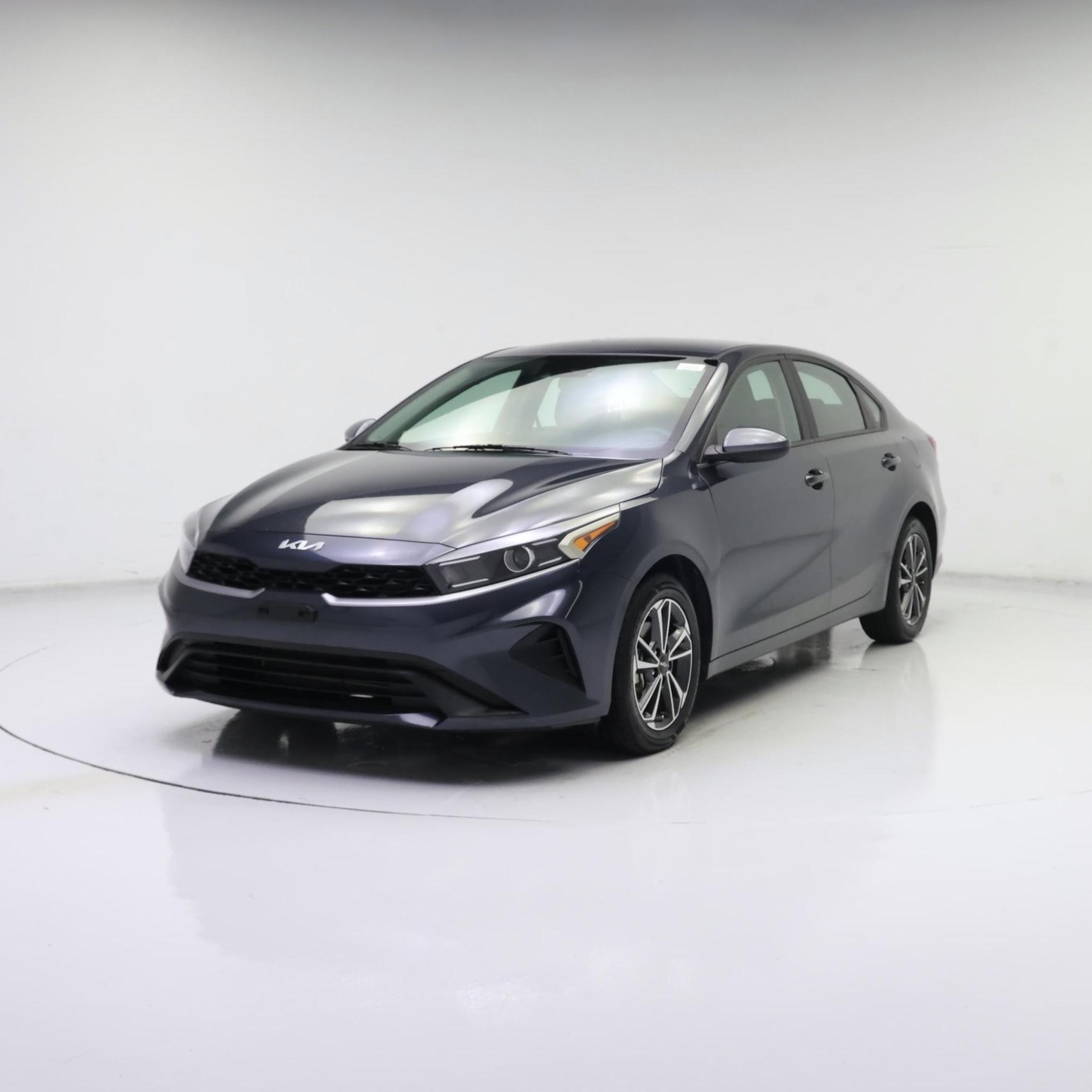 Thumbnail: 2024 Kia Forte - 4