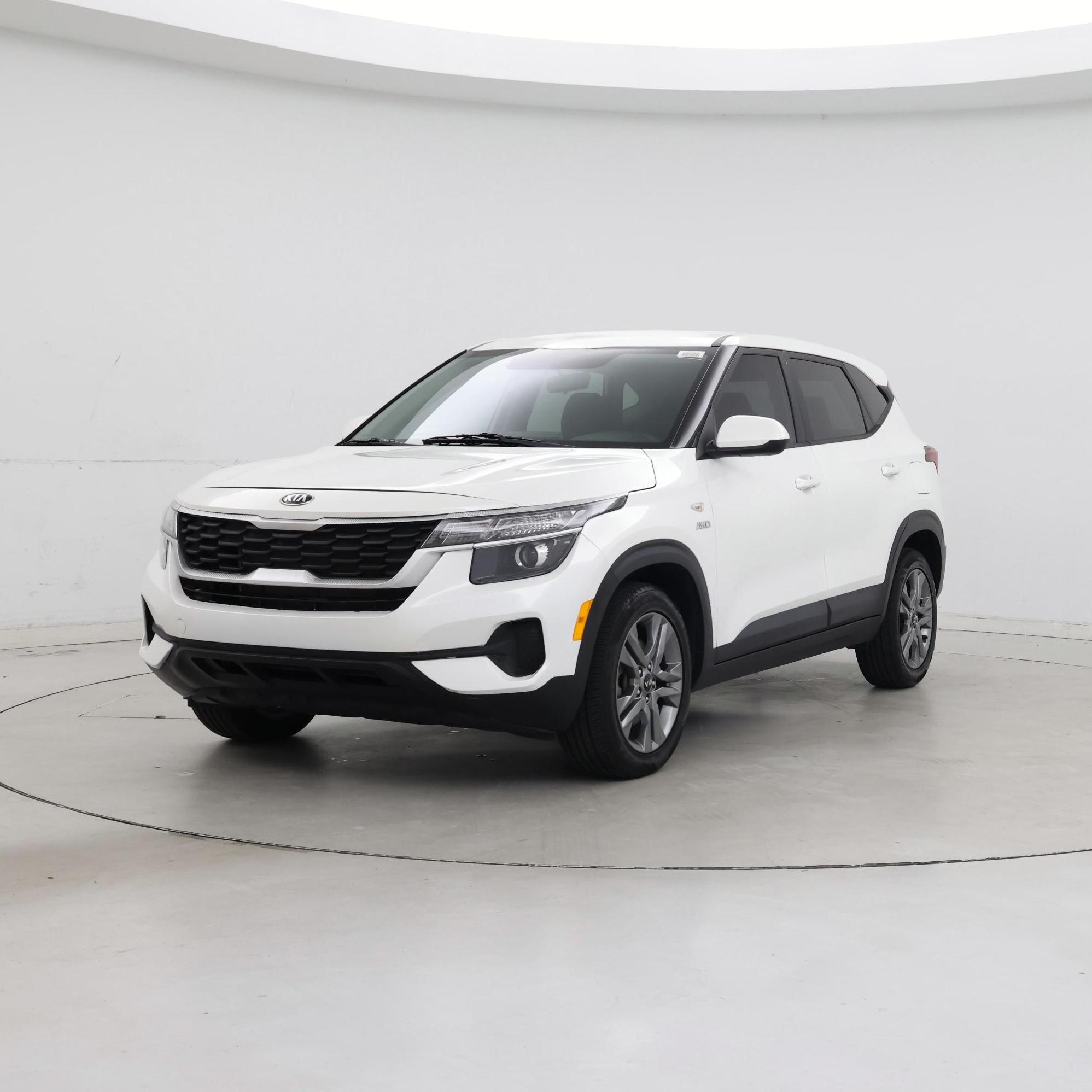 Thumbnail: 2021 Kia Seltos - 4