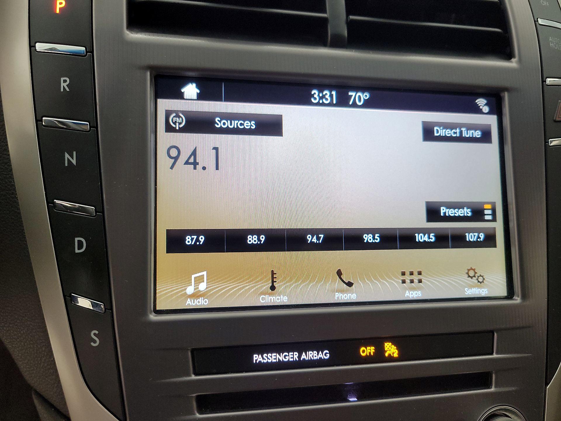 Thumbnail: 2017 Lincoln MKZ - 15