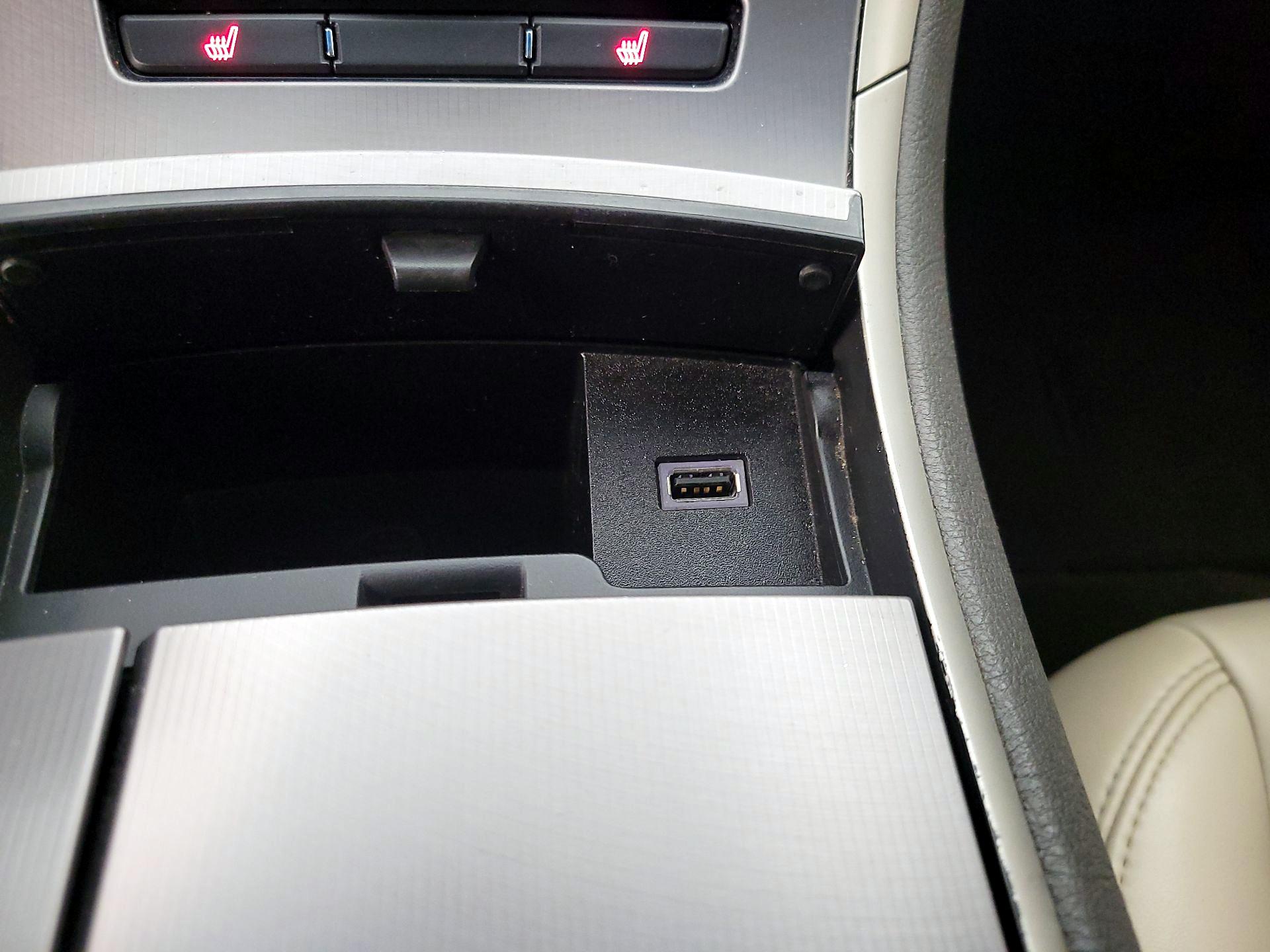 Thumbnail: 2017 Lincoln MKZ - 18