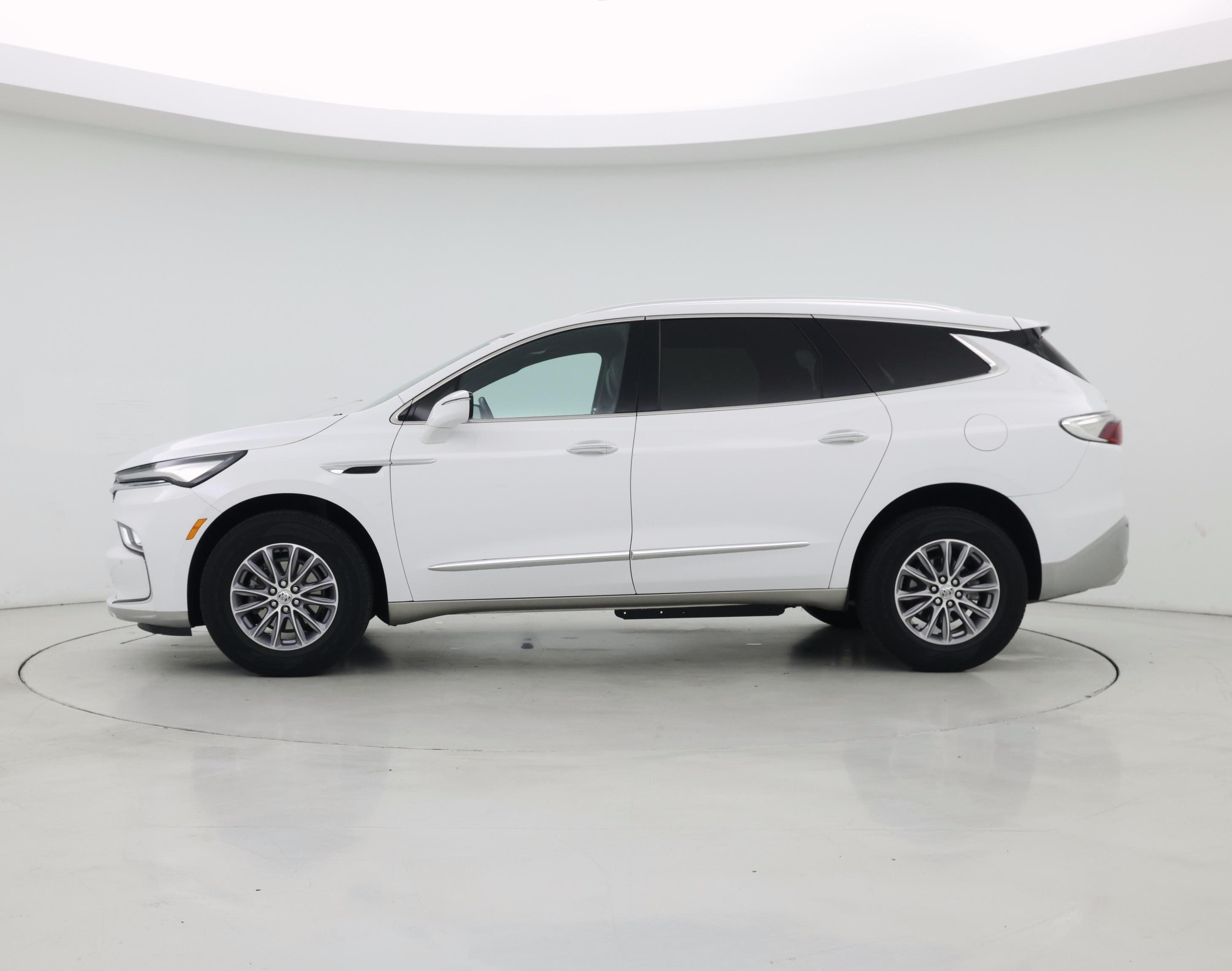 Thumbnail: 2023 Buick Enclave - 3