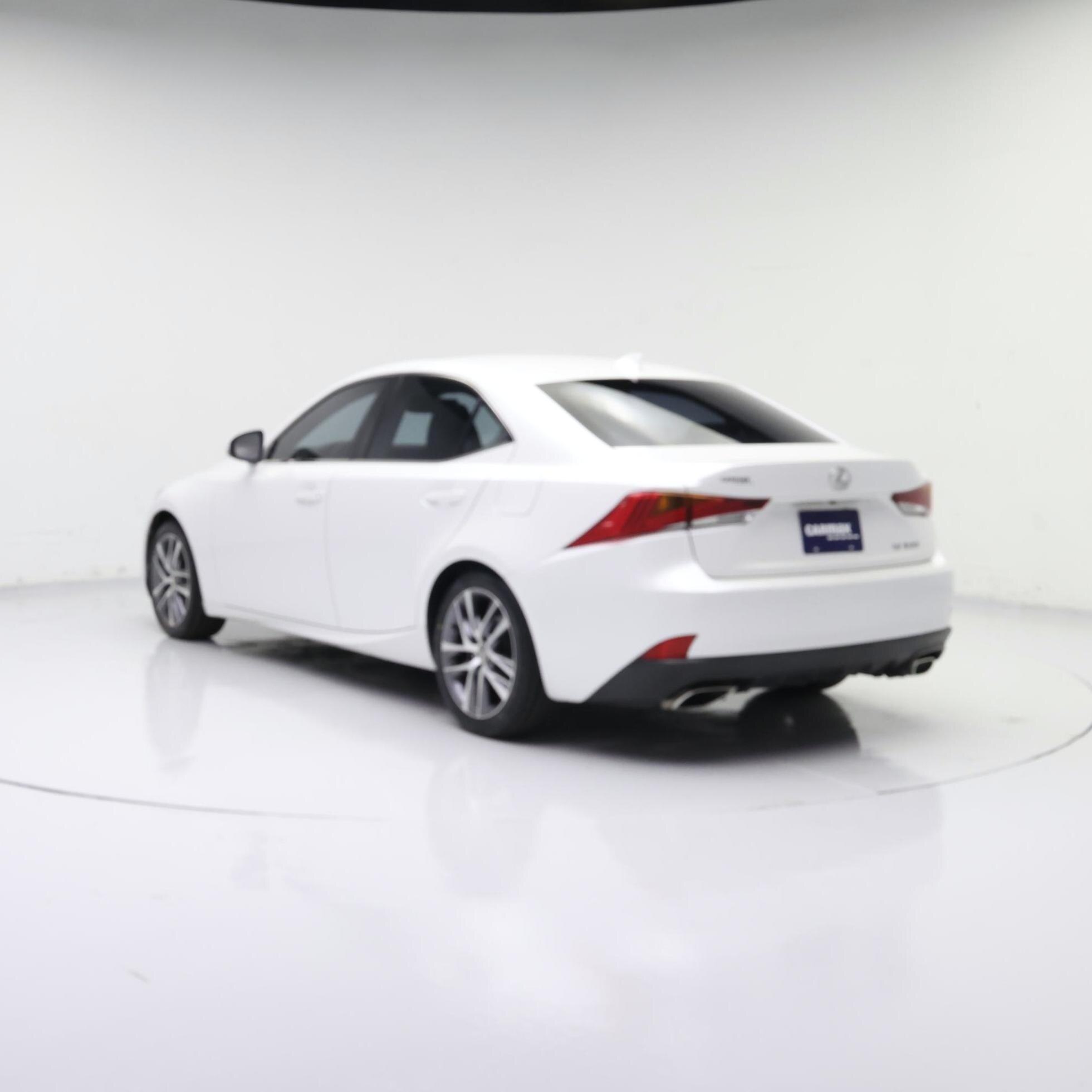 Thumbnail: 2018 Lexus IS - 2