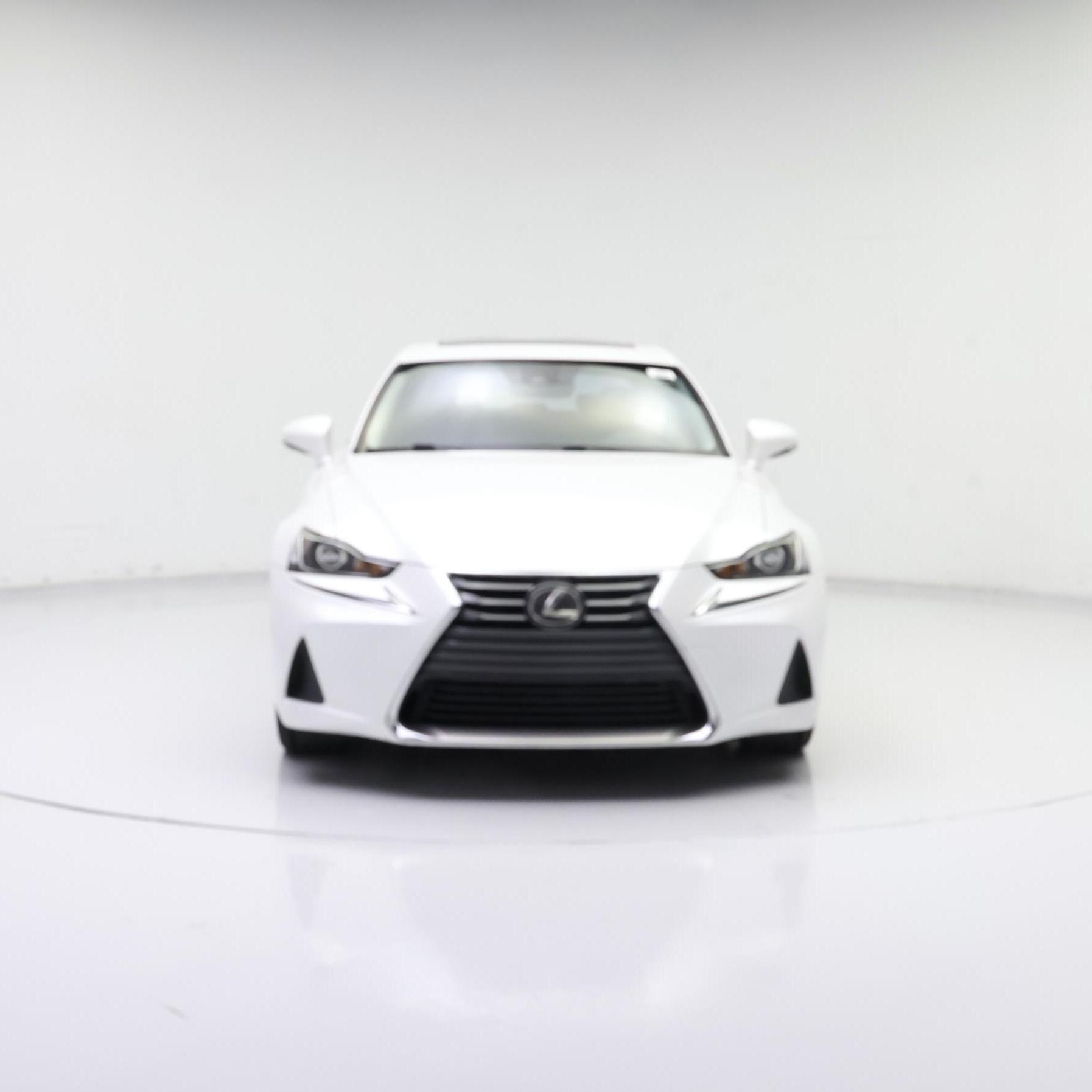 Thumbnail: 2018 Lexus IS - 5