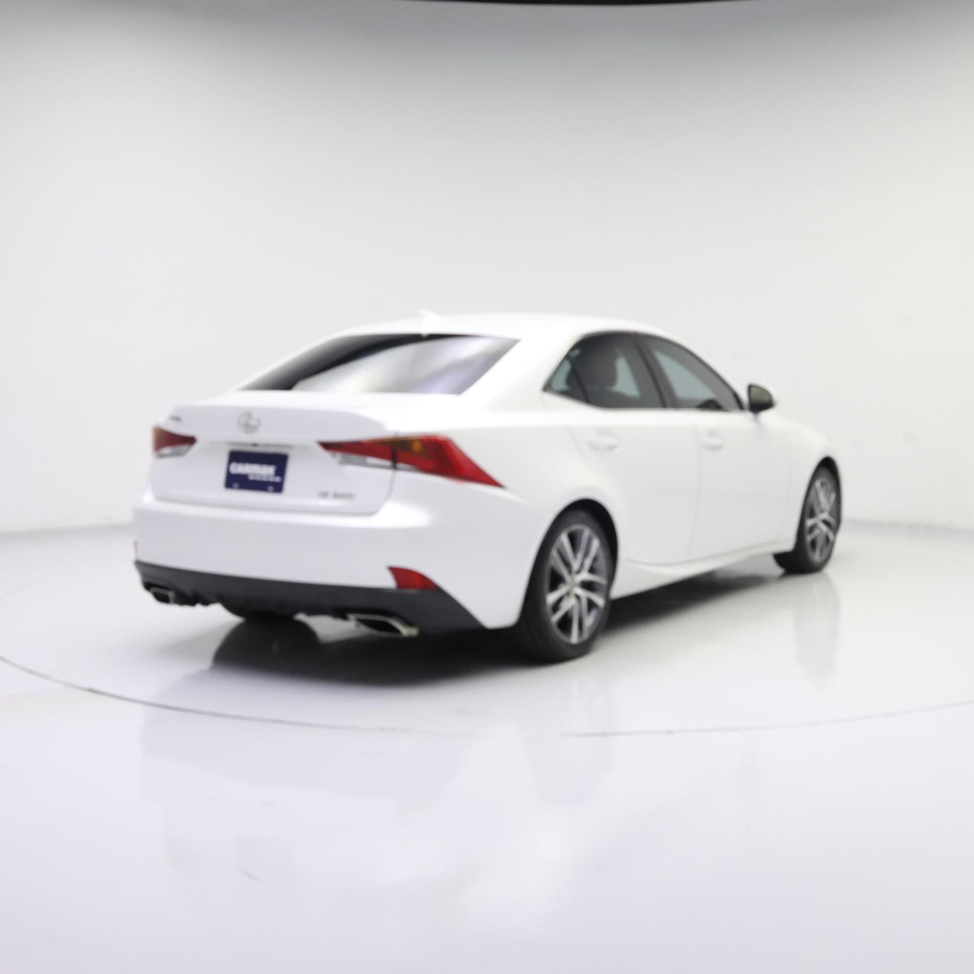 Thumbnail: 2018 Lexus IS - 8
